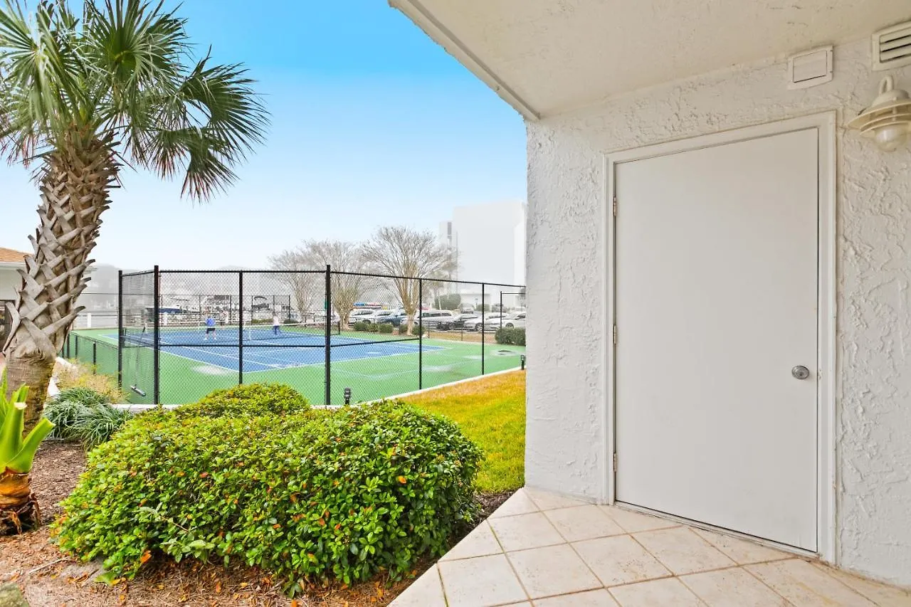 Apartment Dolphin Point 105a