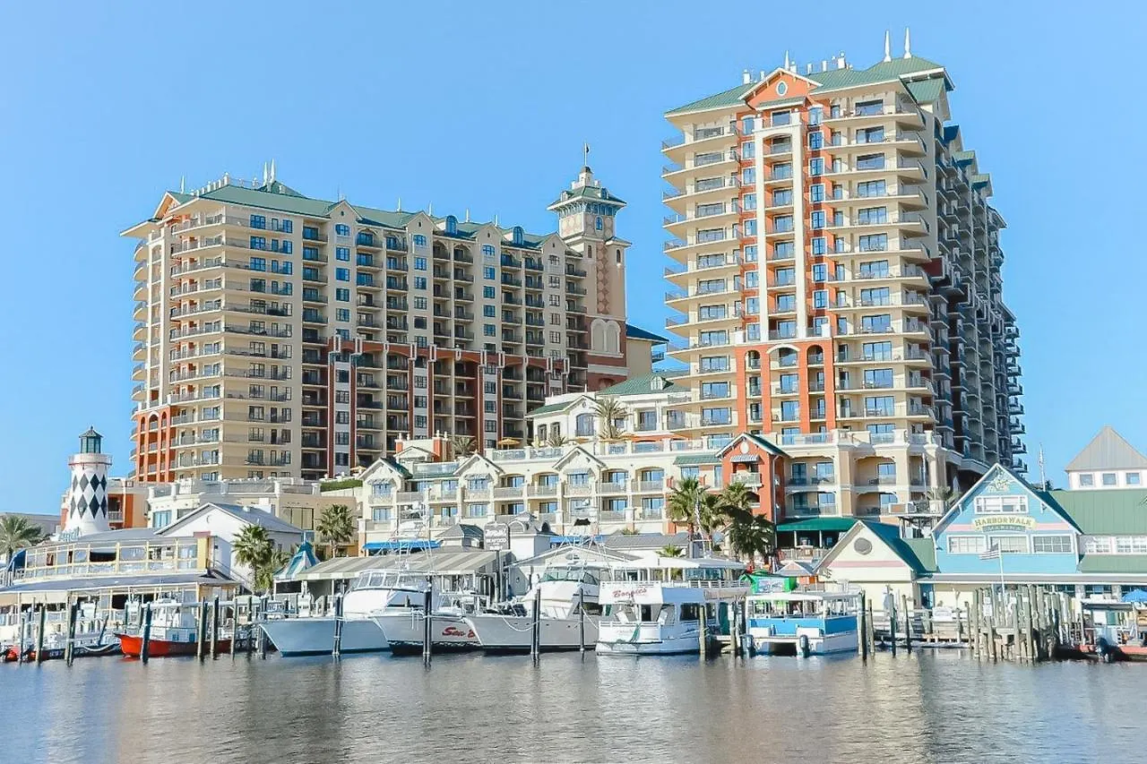 Apartment Emerald Grande W621