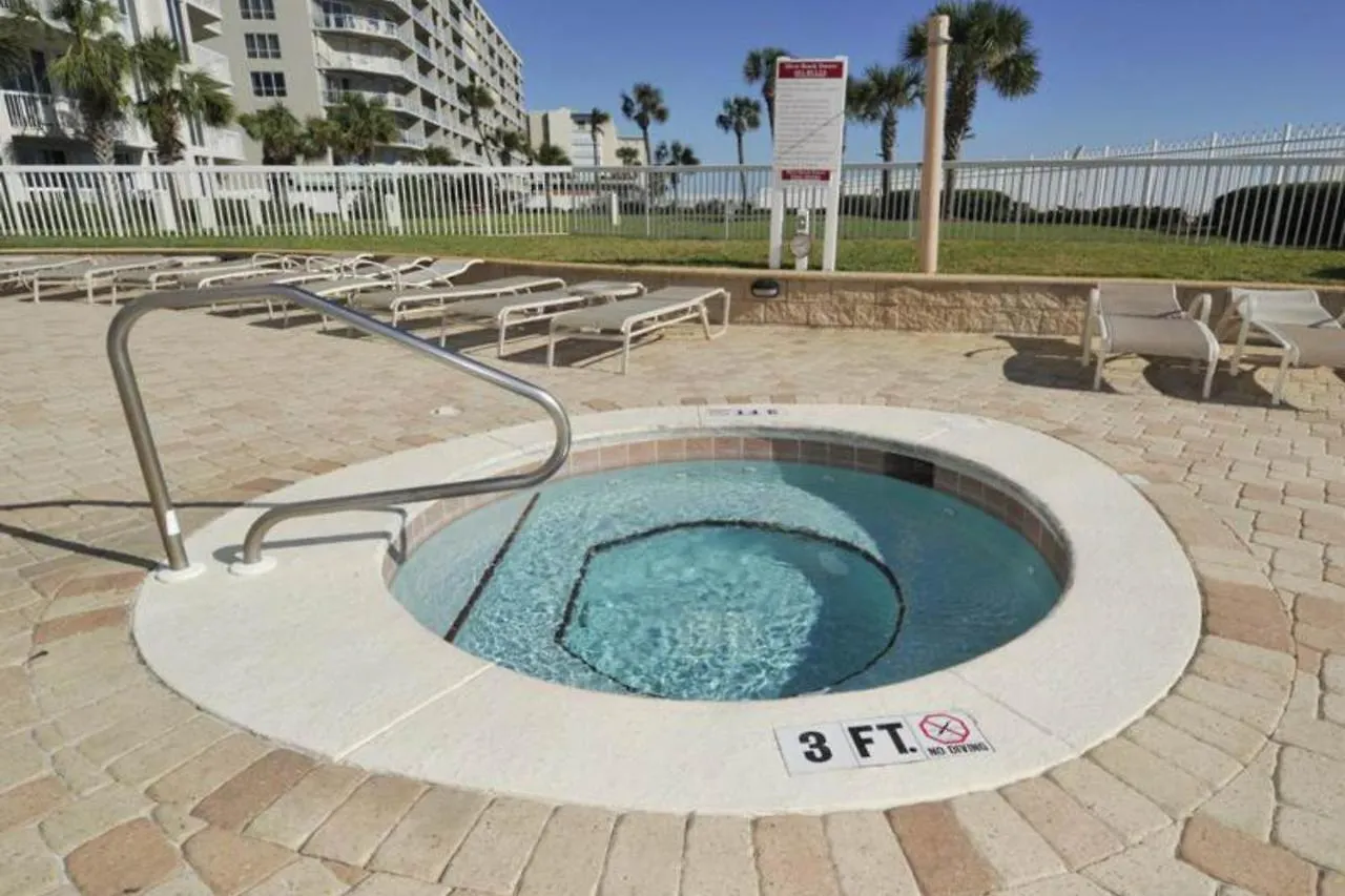 Silver Towers E1505 Apartment Destin