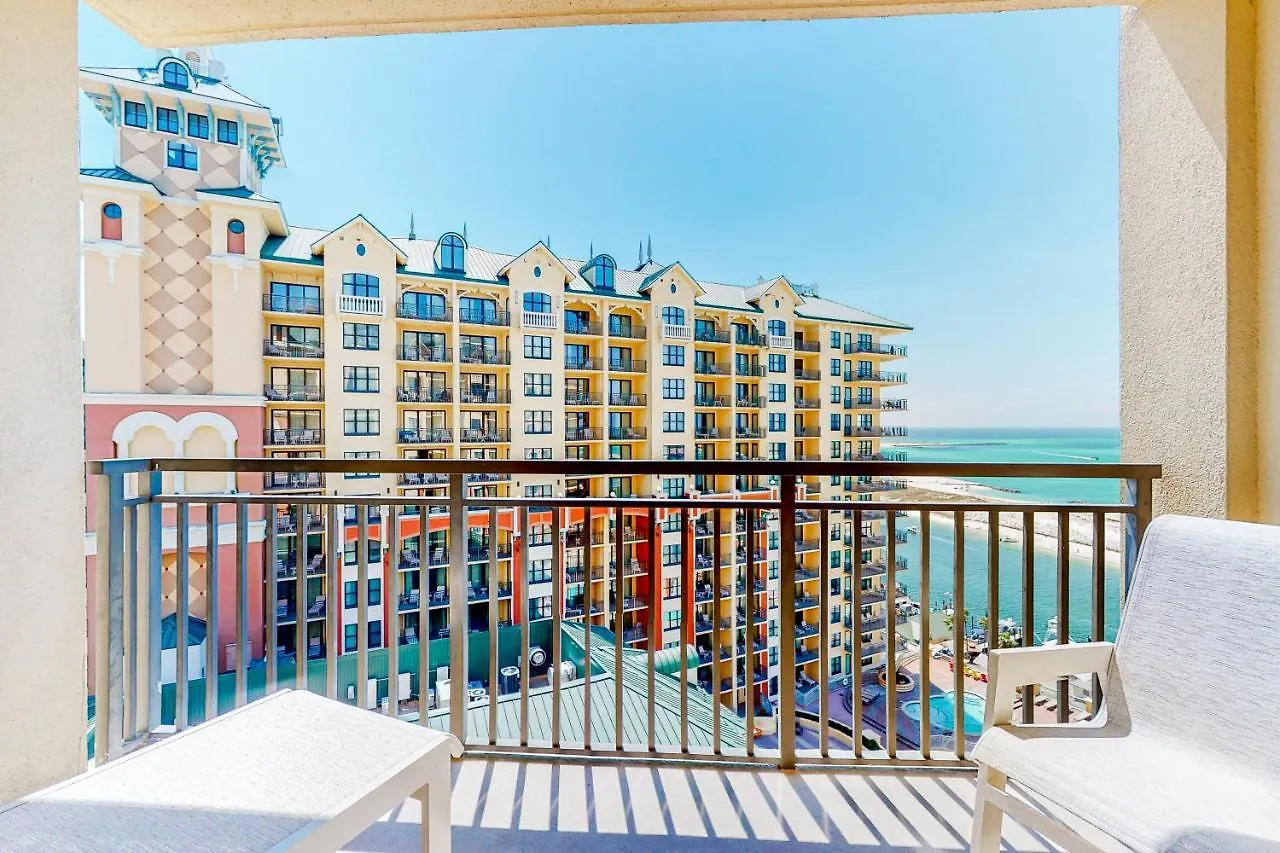 Emerald Grande W1021 Apartment *