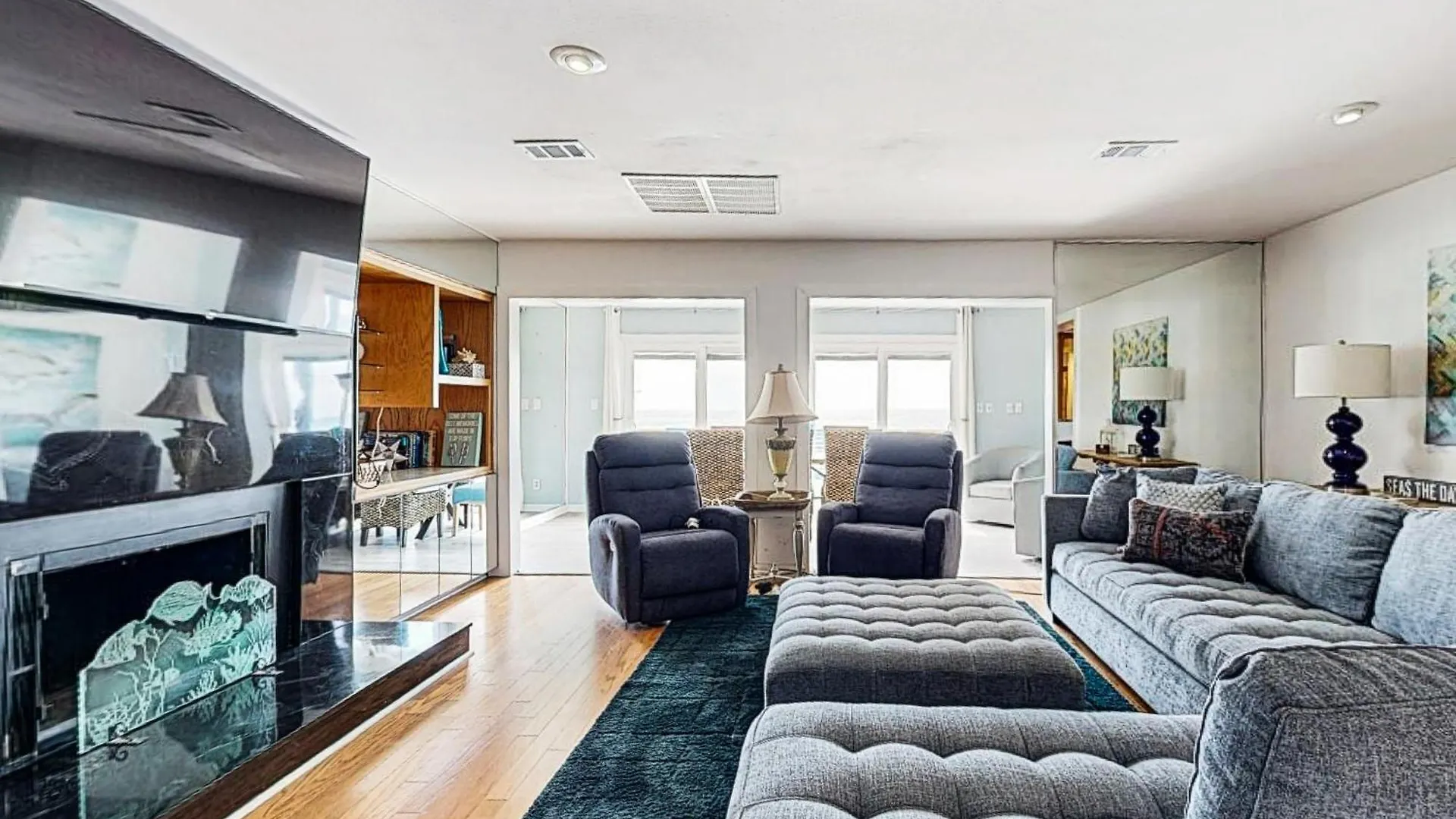 Navigator's Nest At Reef Townhomes