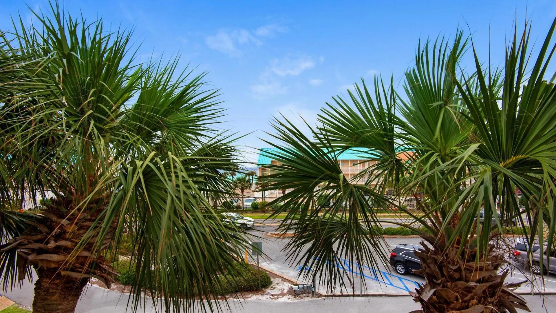 Grand Caribbean West 303 Apartment *