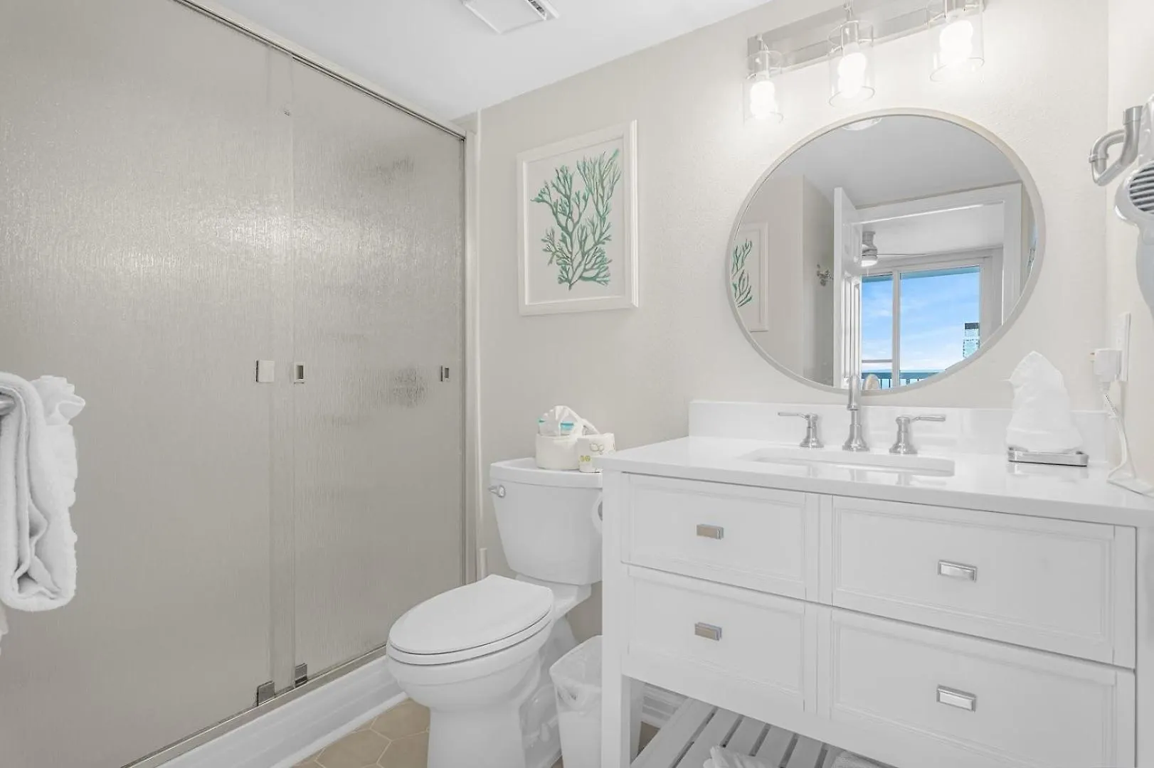 Pelican 1716 By Pelican Management *