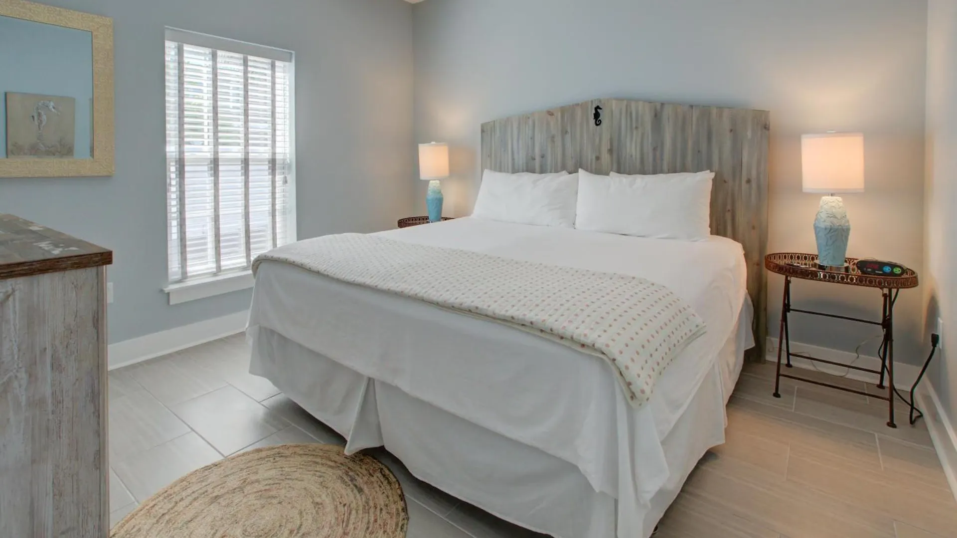 Pier Destiny 66 Pompano Street *