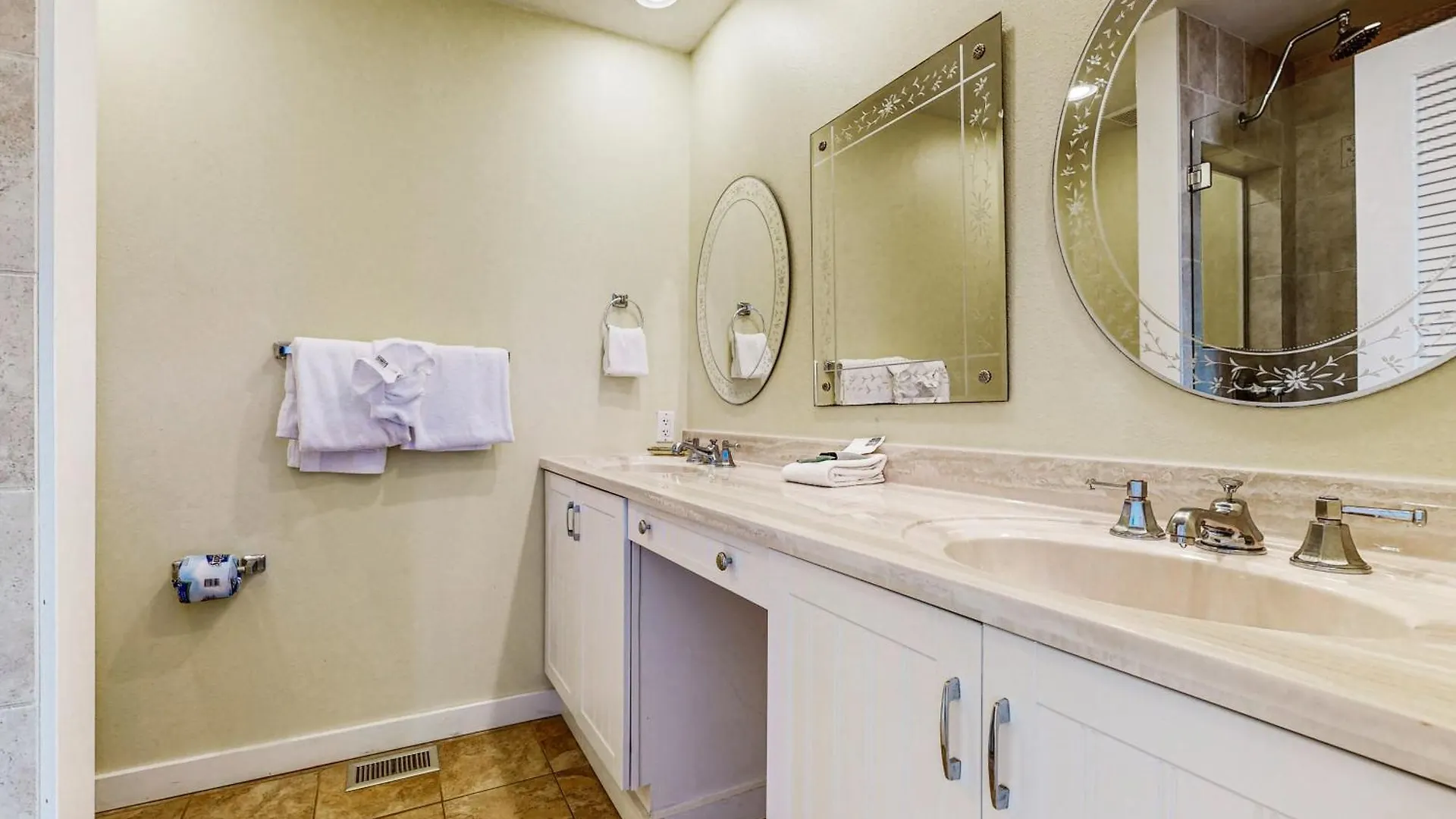 Navigator's Nest At Reef Townhomes דסטין
