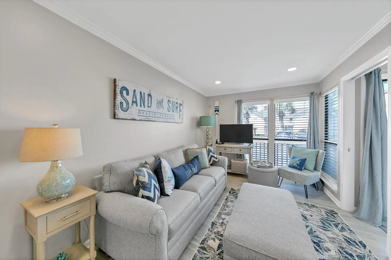 Newly Remodeled In Sandpiper Cove Now With Free Service And Pet Friendly Destin