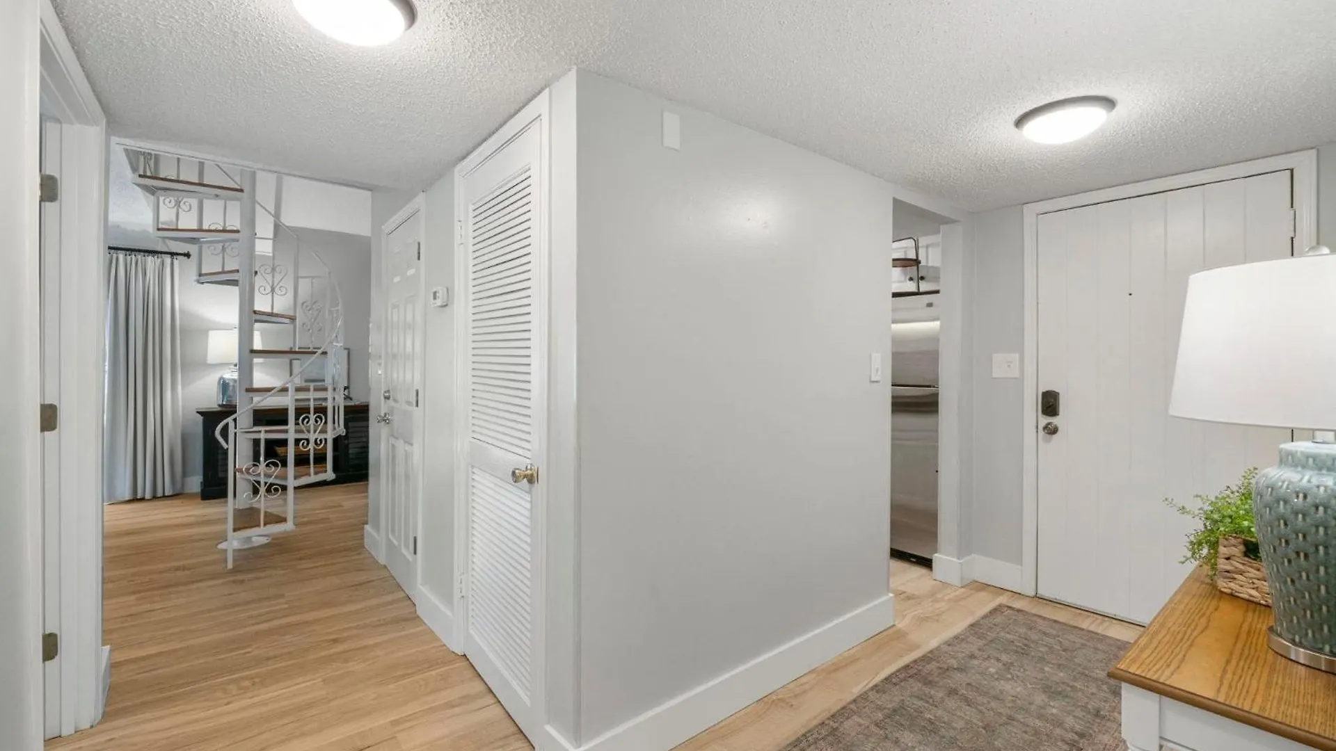Seascape - 9c Holiday home *