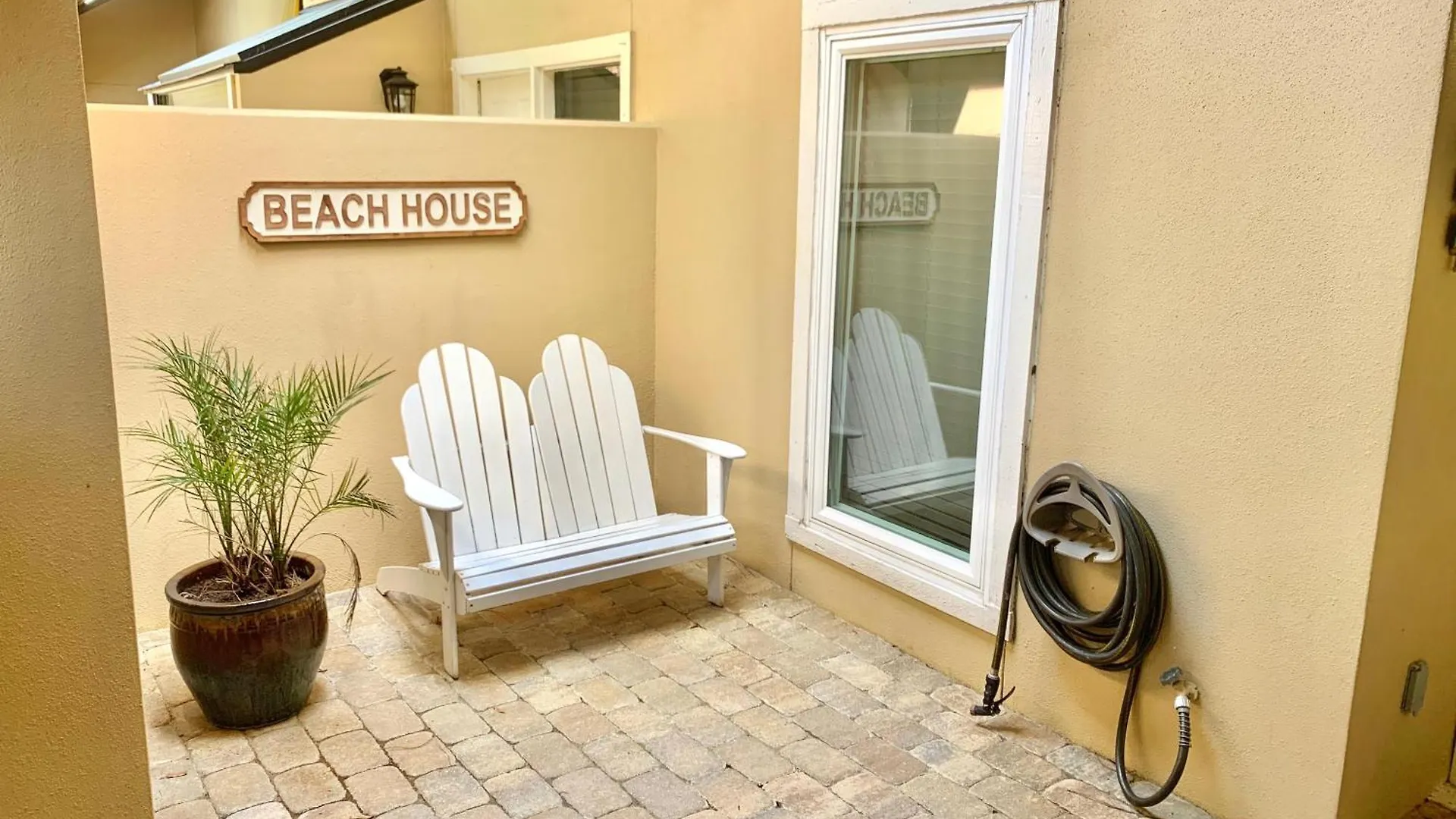 5128 Beachwalk Casa de Férias