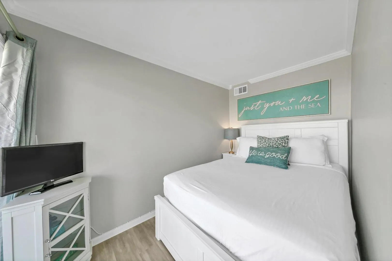 Holiday home Newly Remodeled In Sandpiper Cove Now With Free Service And Pet Friendly Destin