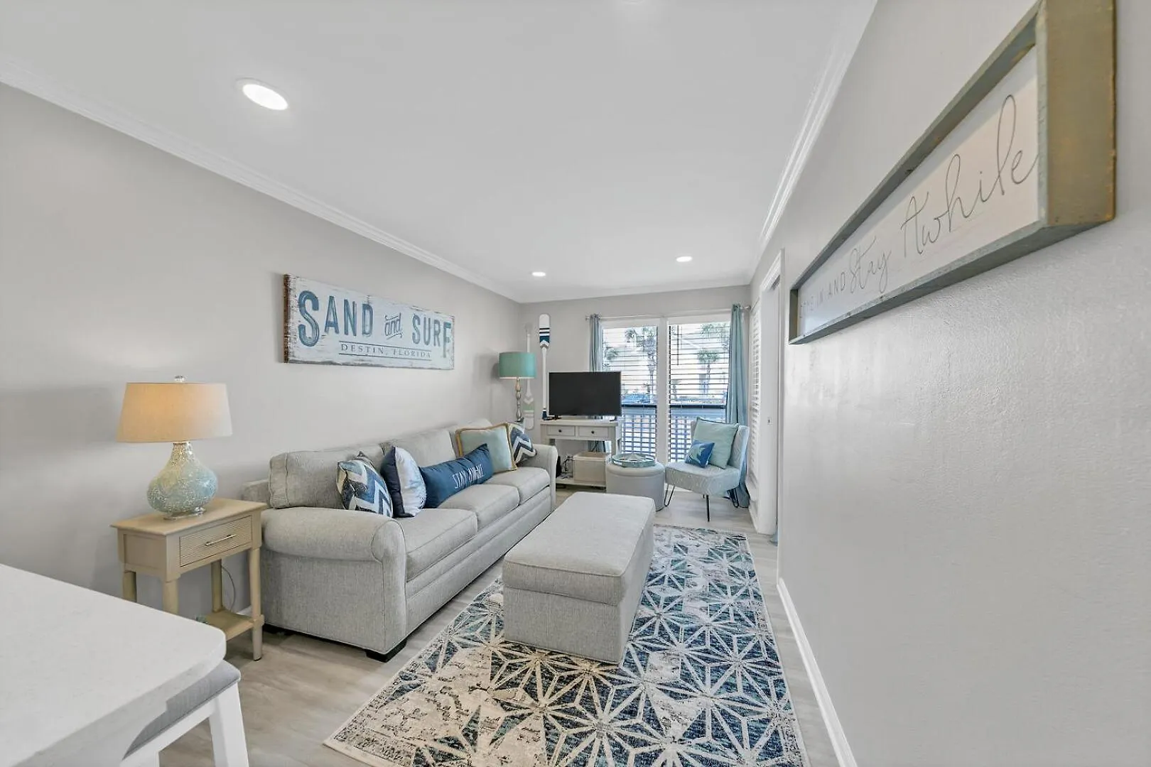 Newly Remodeled In Sandpiper Cove Now With Free Service And Pet Friendly * Destin