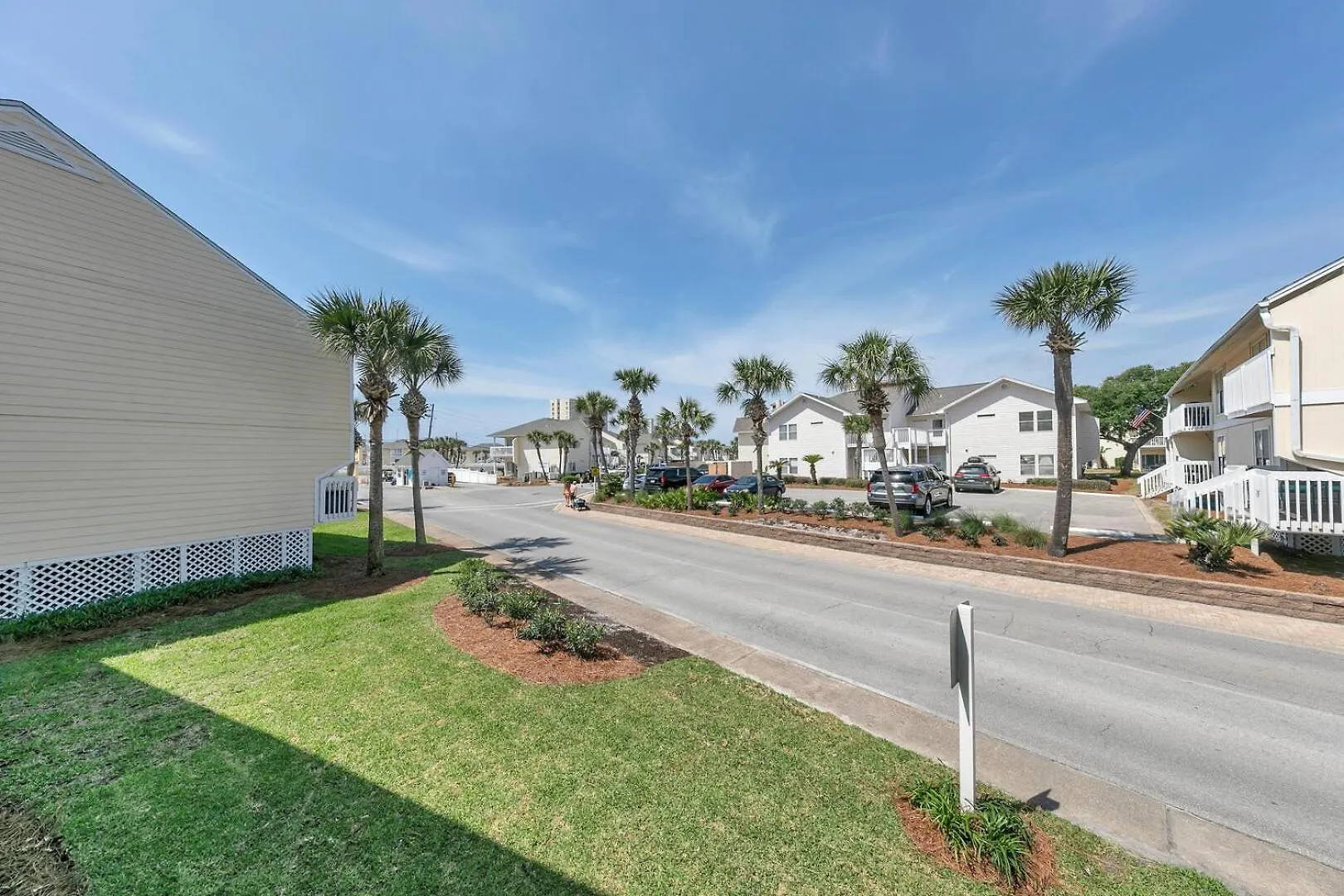 Newly Remodeled In Sandpiper Cove Now With Free Service And Pet Friendly Destin