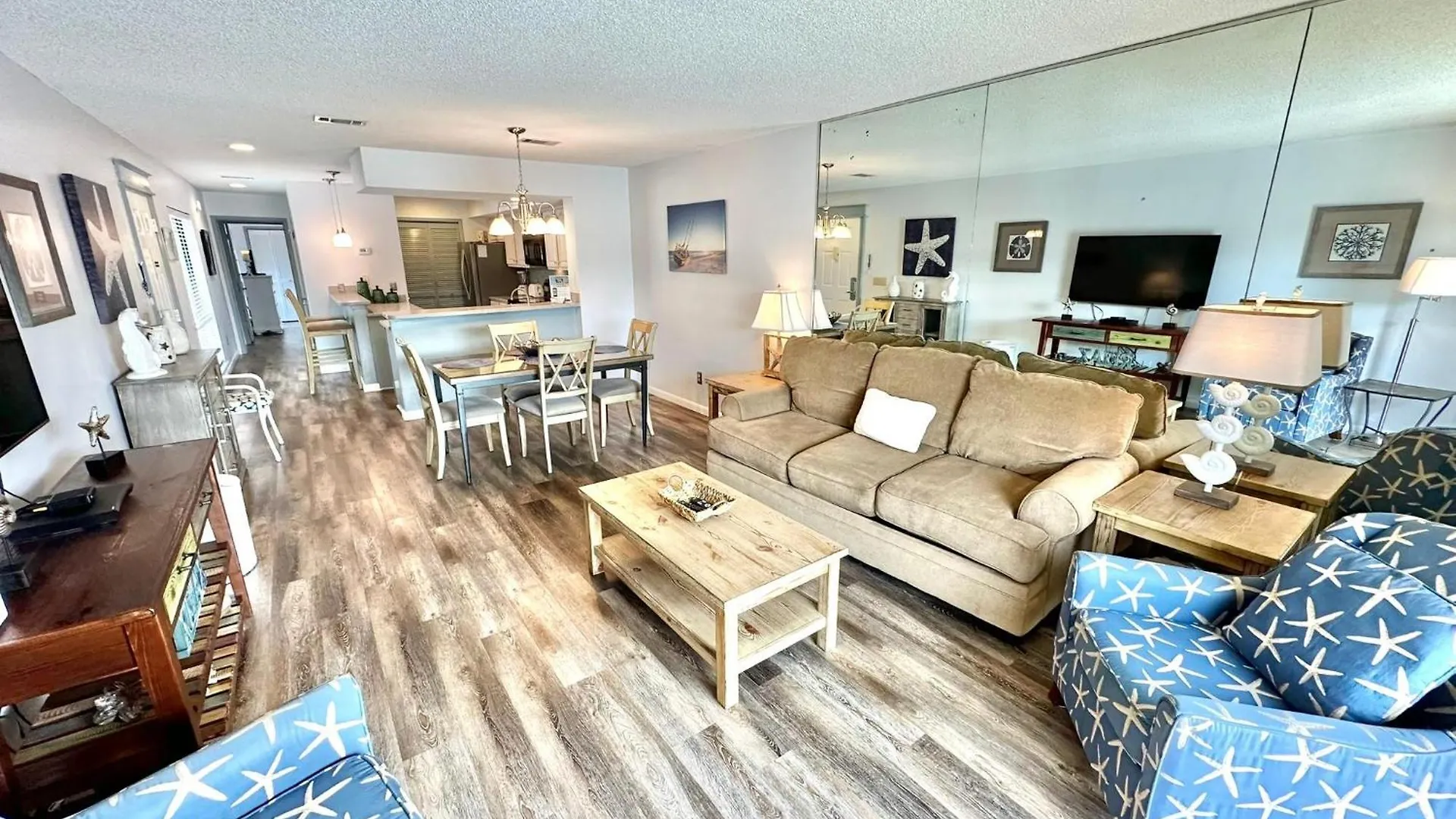 914 Harbour Point