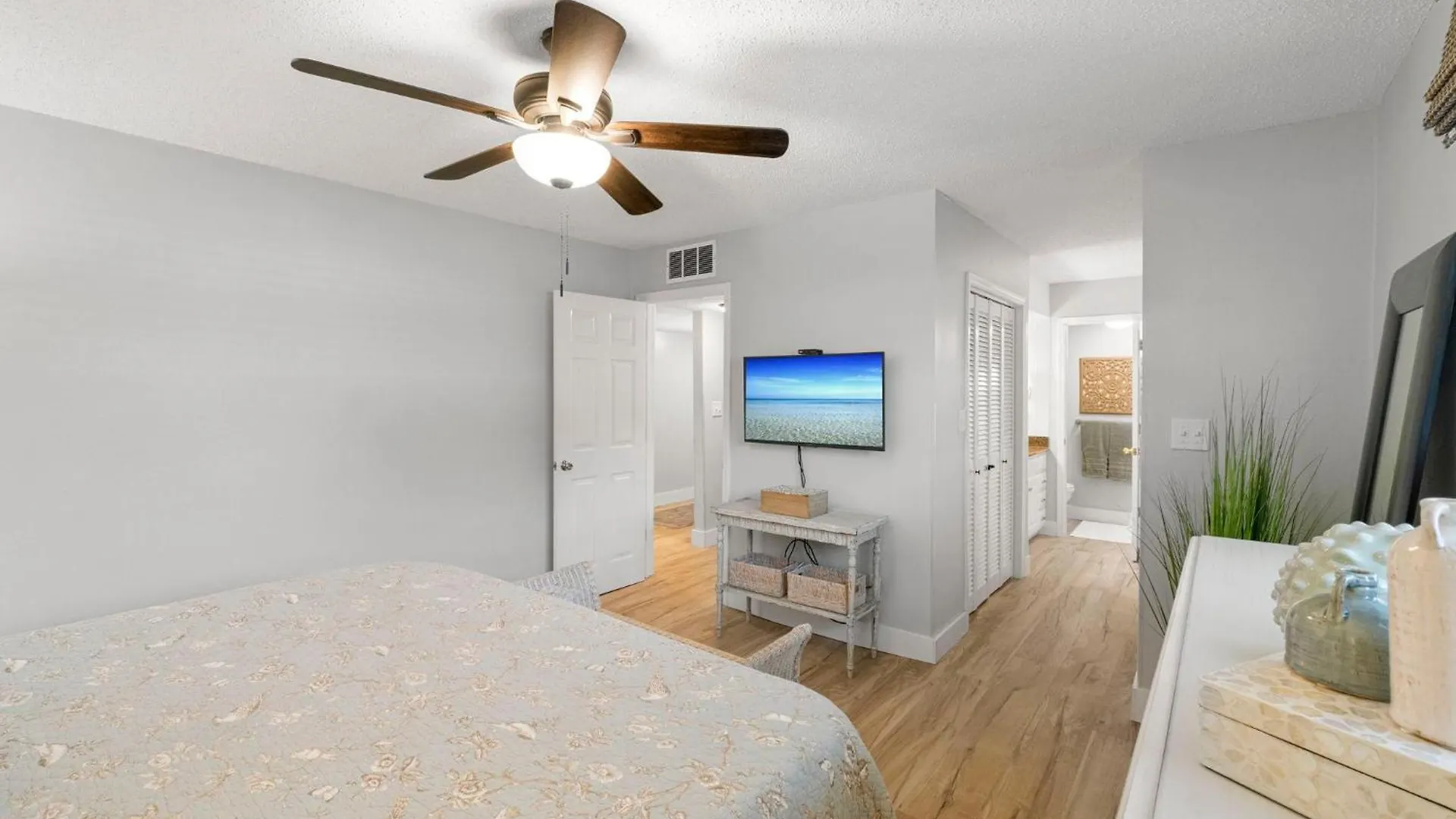 Seascape - 9c Holiday home *