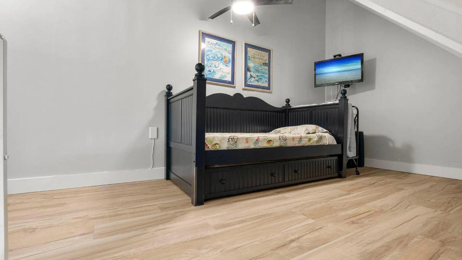 Seascape - 9c Destin
