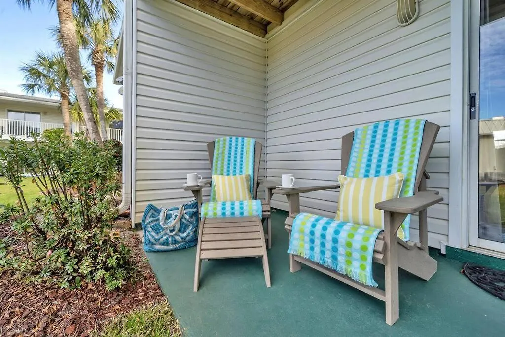 Summerhouse #7 Dreams