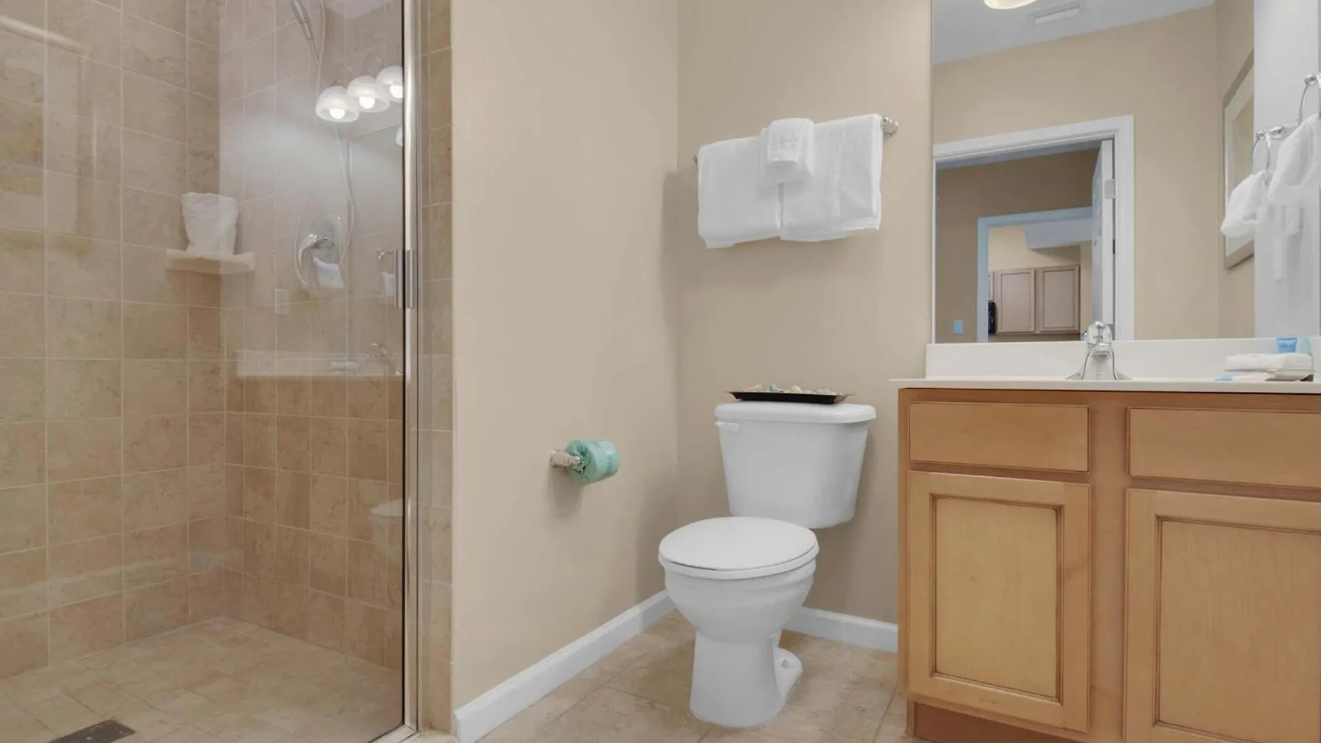 Palms #2108 Jr. 2br