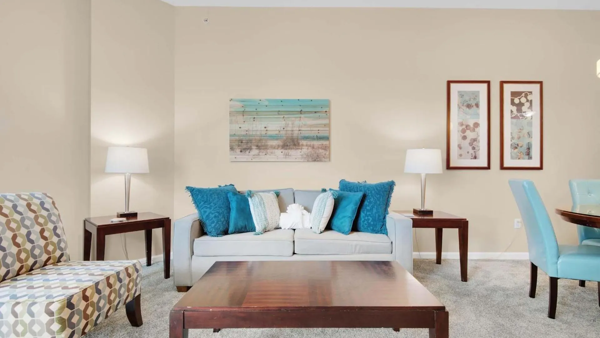 بيت للعطل Palms #2108 Jr. 2br *
