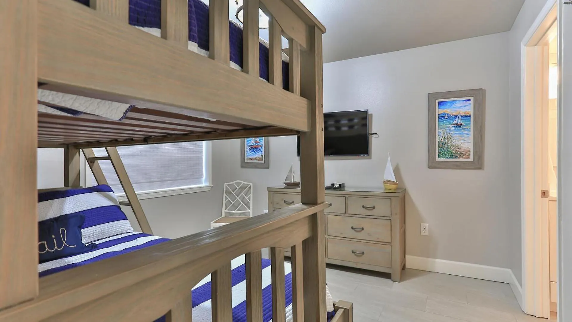 Southbay By The Gulf 132 Is A Completely Renovated 3 Bedroom Front Townhome In Semesterbostad Destin