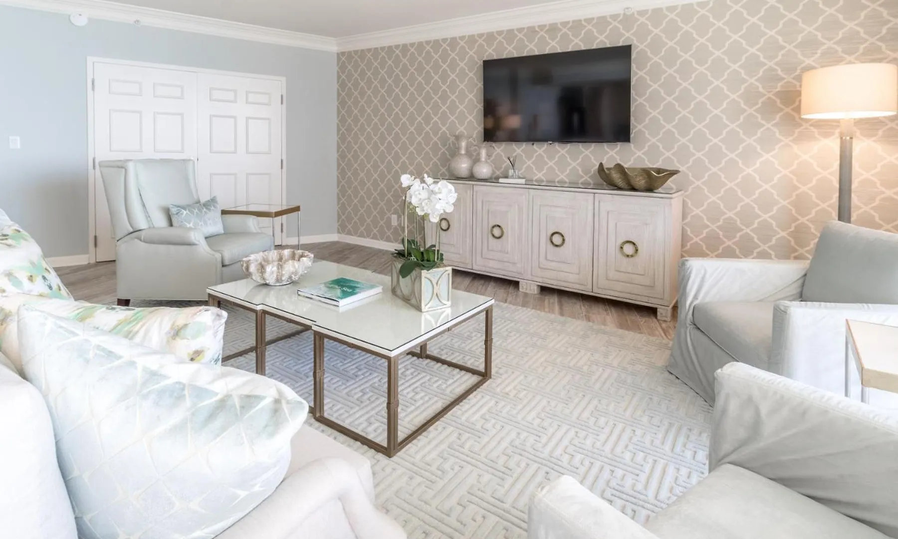 بيت للعطل St Maarten 508 A Beautiful Luxury Front 3 Bedroom 5th Floor With Amenities دستين