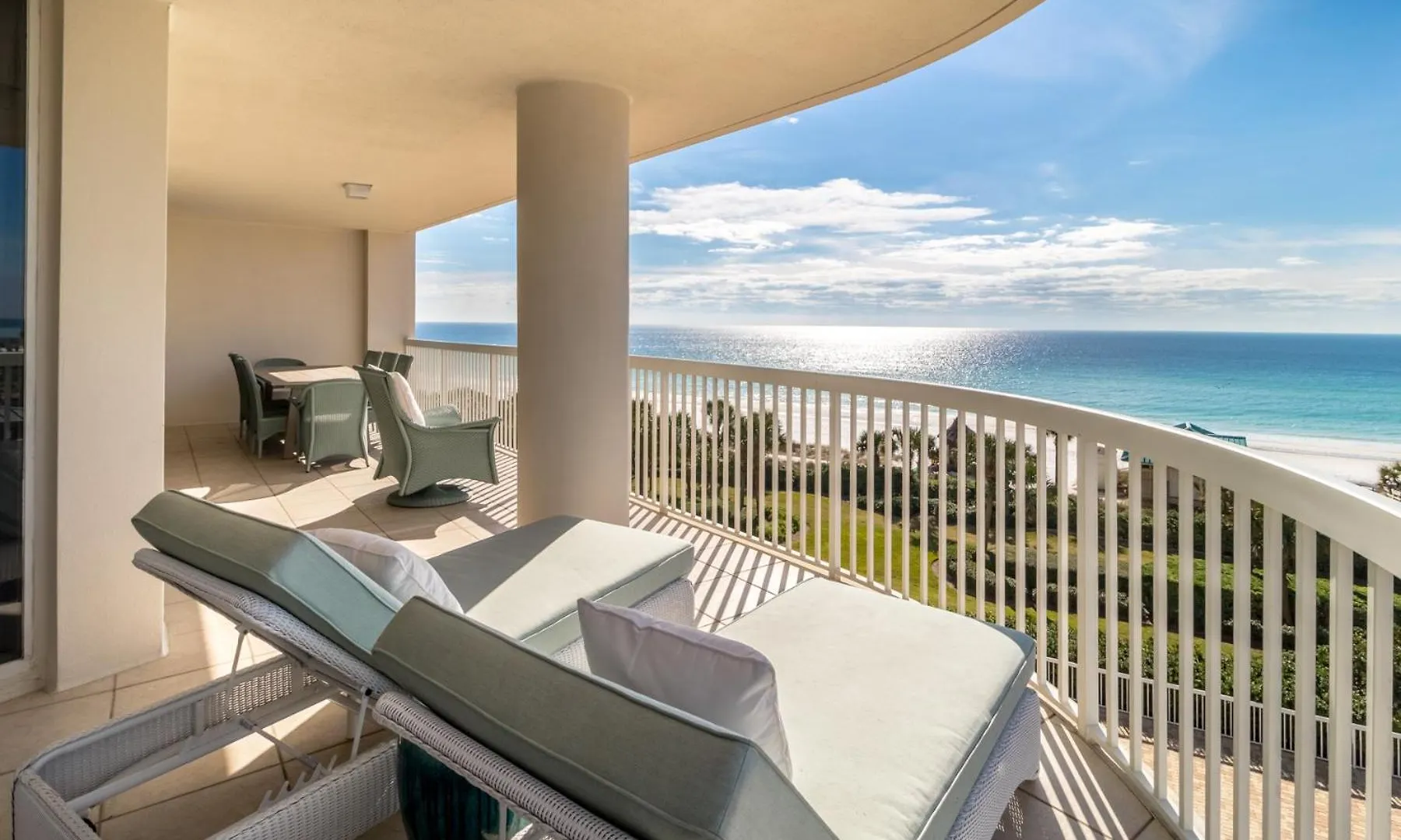 St Maarten 508 A Beautiful Luxury Front 3 Bedroom 5th Floor With Amenities دستين