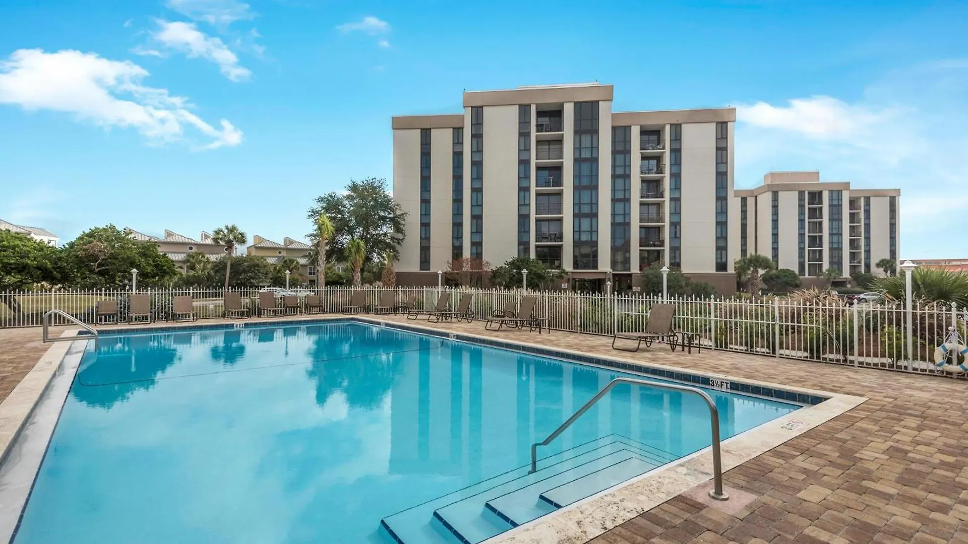 Enclave 601a Holiday home