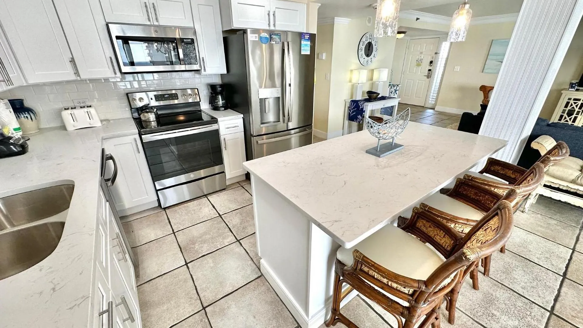 4086 Beachside One