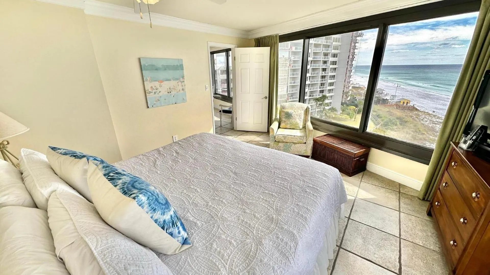 4086 Beachside One Destin