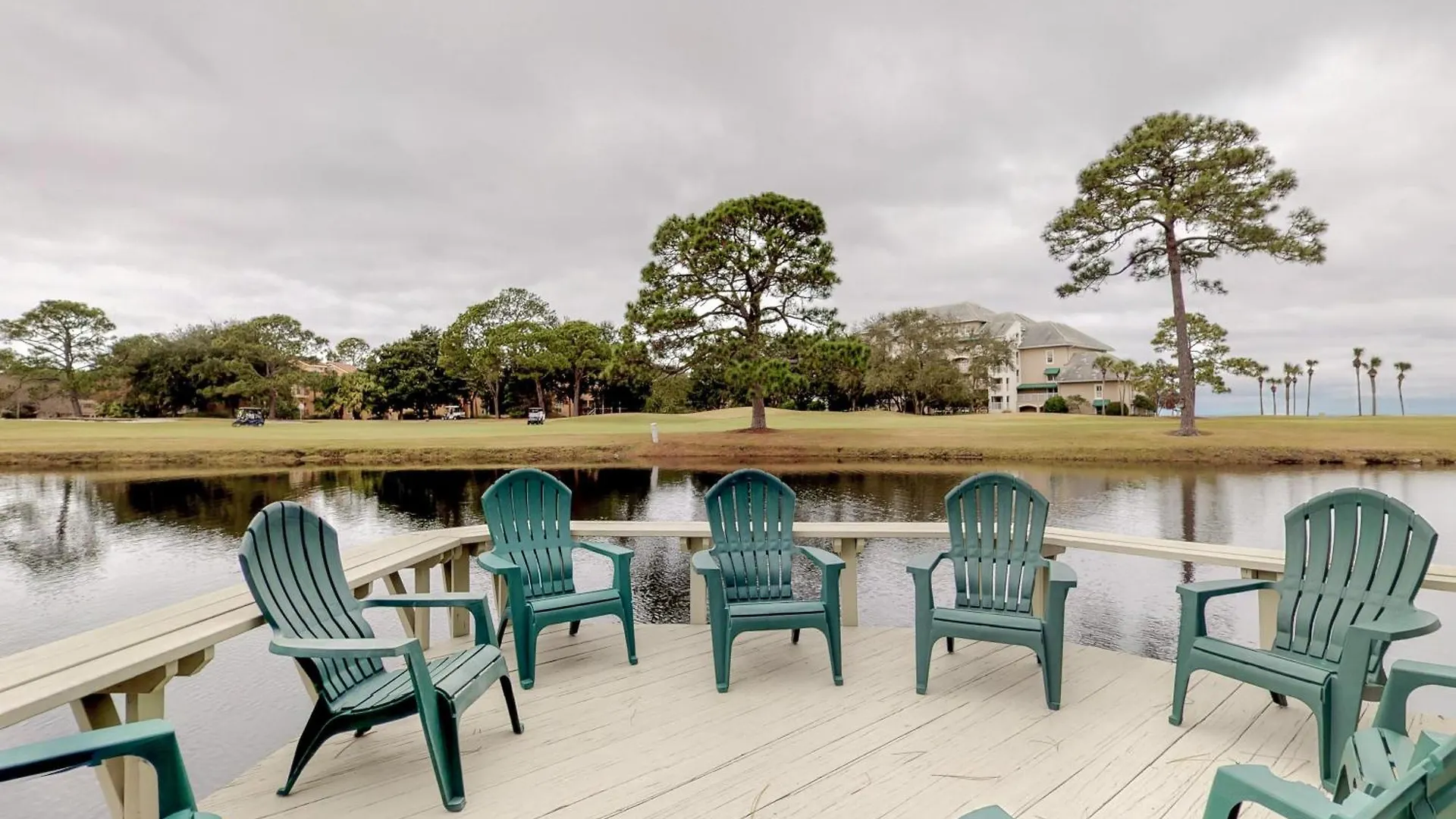 271 Fairways *