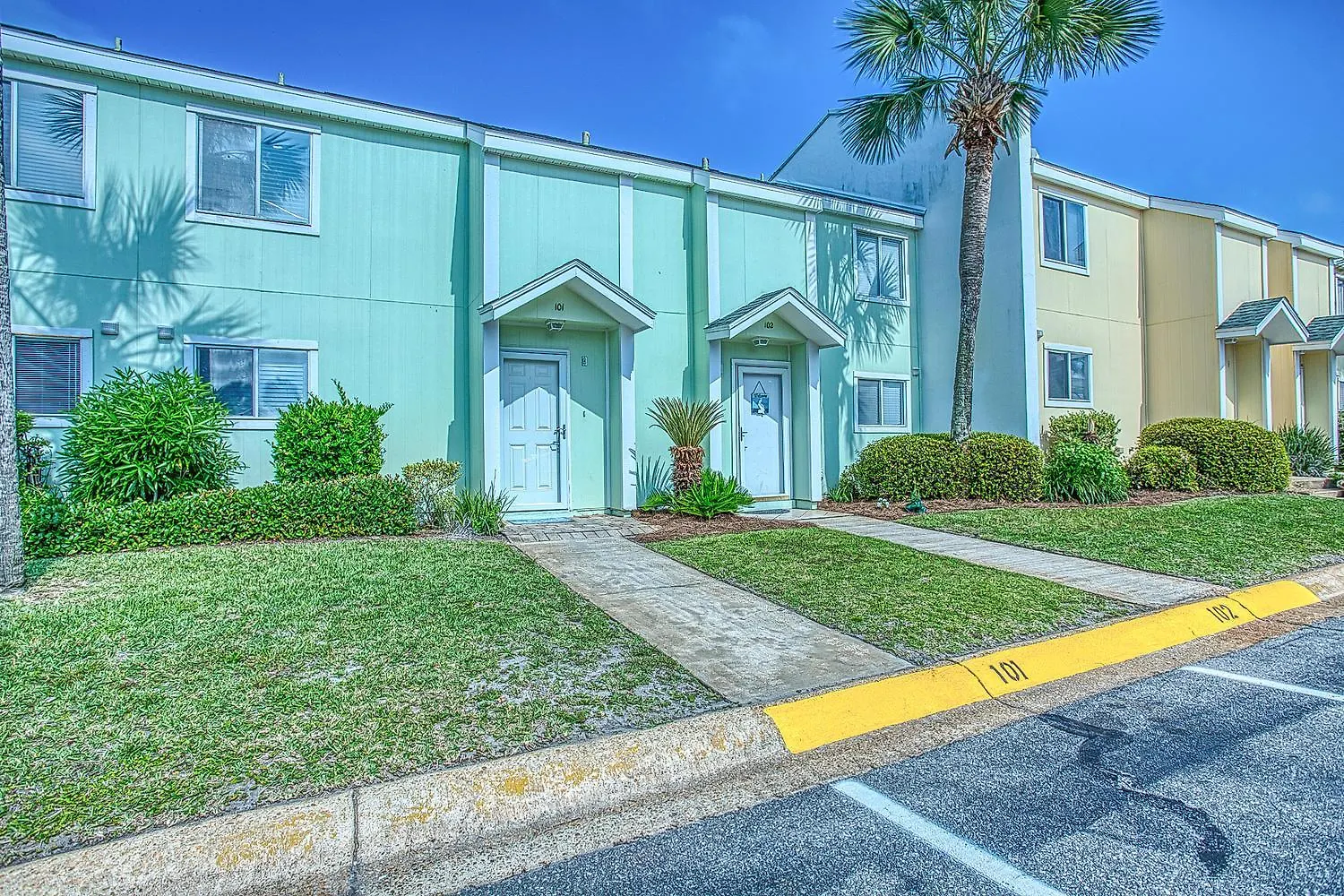 Holiday home Southbay 101 Completely Remodeled 3 Bedroom Townhome Only 30 Yards From The