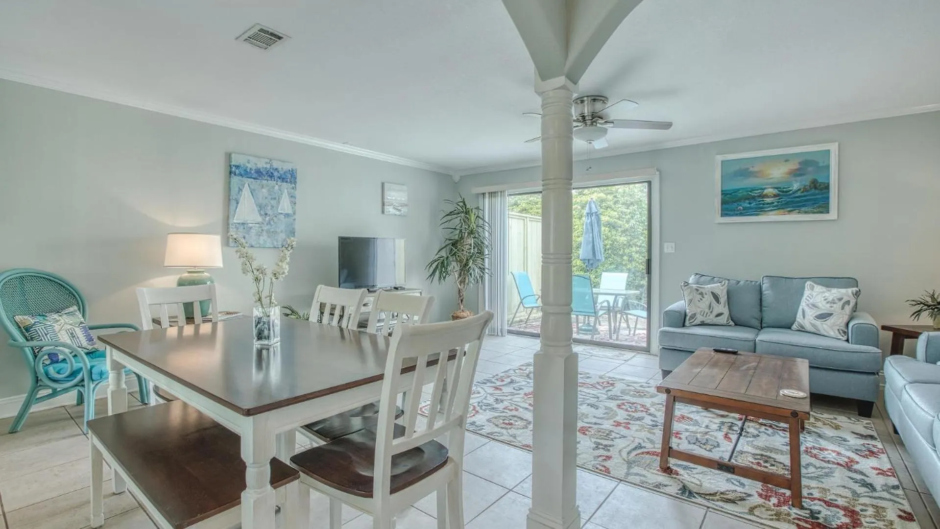 Southbay 33 Short Walk To 300ft Of Private 3 Bedroom Townhome