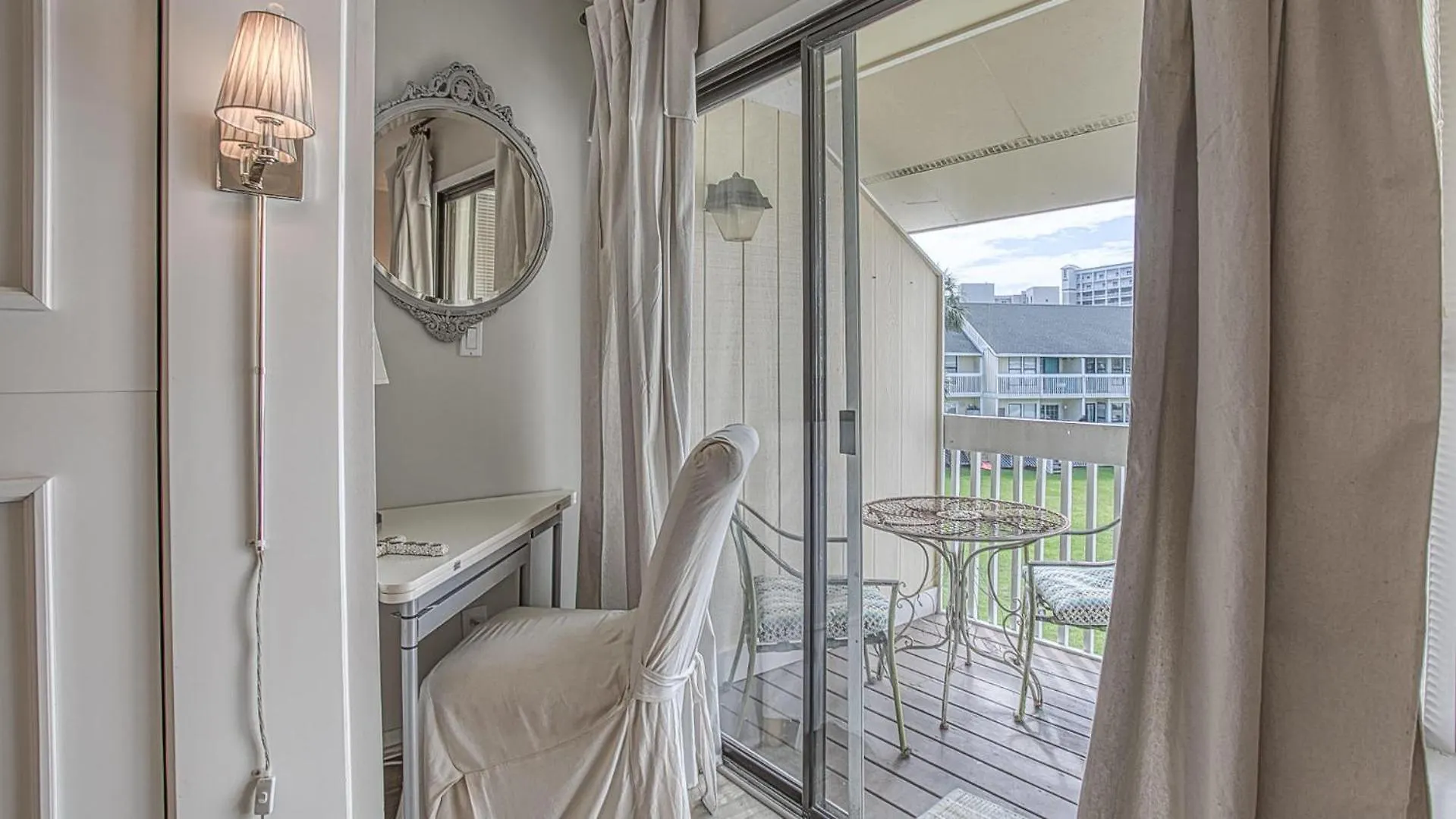 Sandpiper Cove 8239 Newly Remodeled Short Walk To The Destin