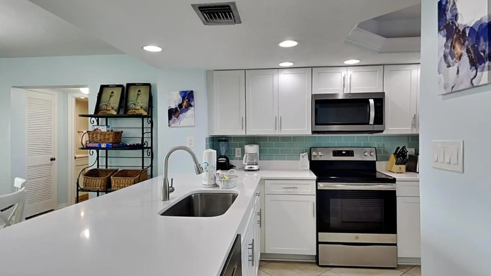 Edgewater 1004