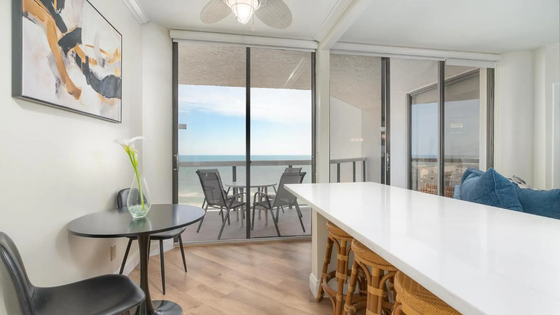 Holiday home Surfside 903