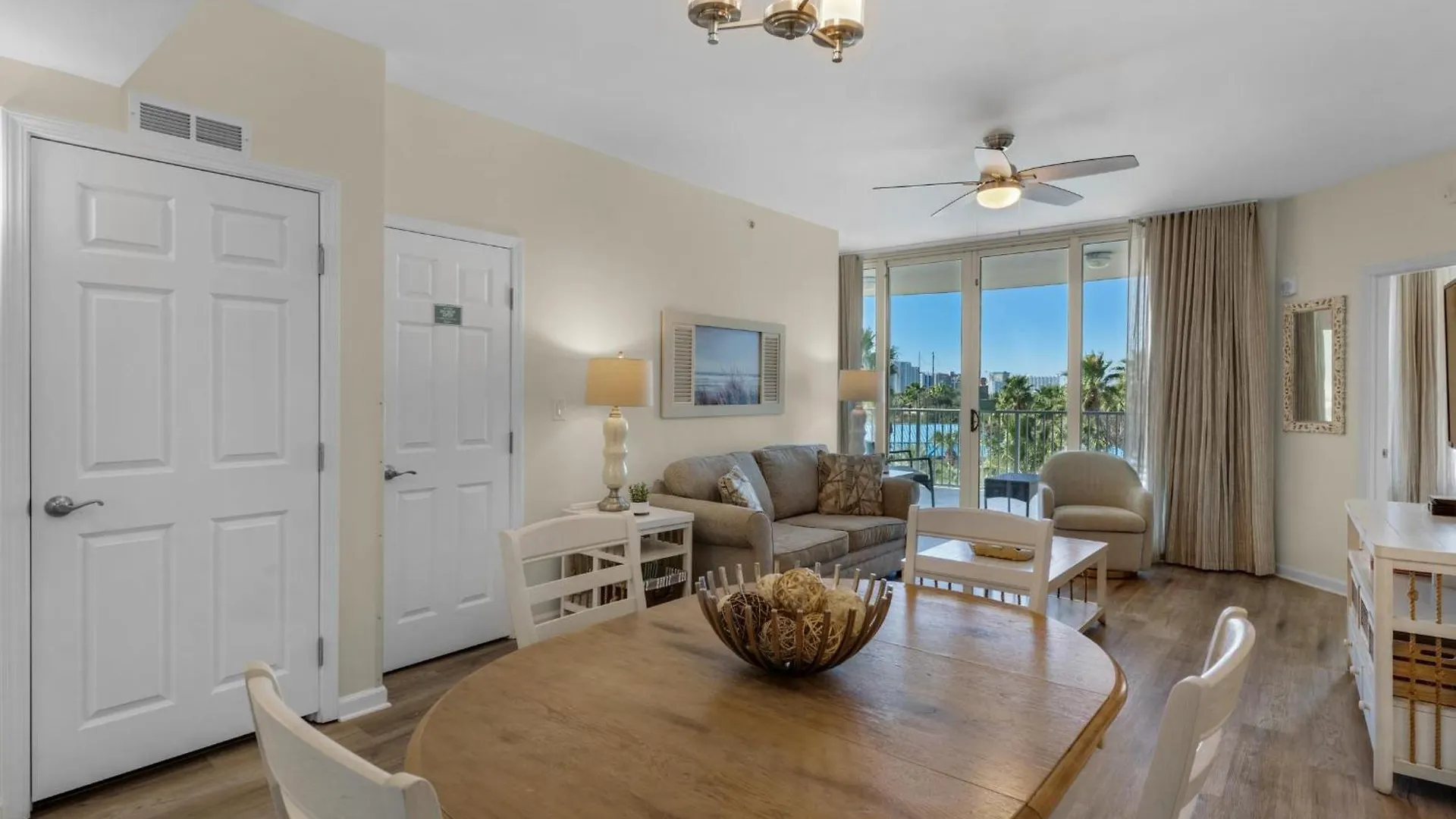 Palms #1415 Full 2 Bedroom
