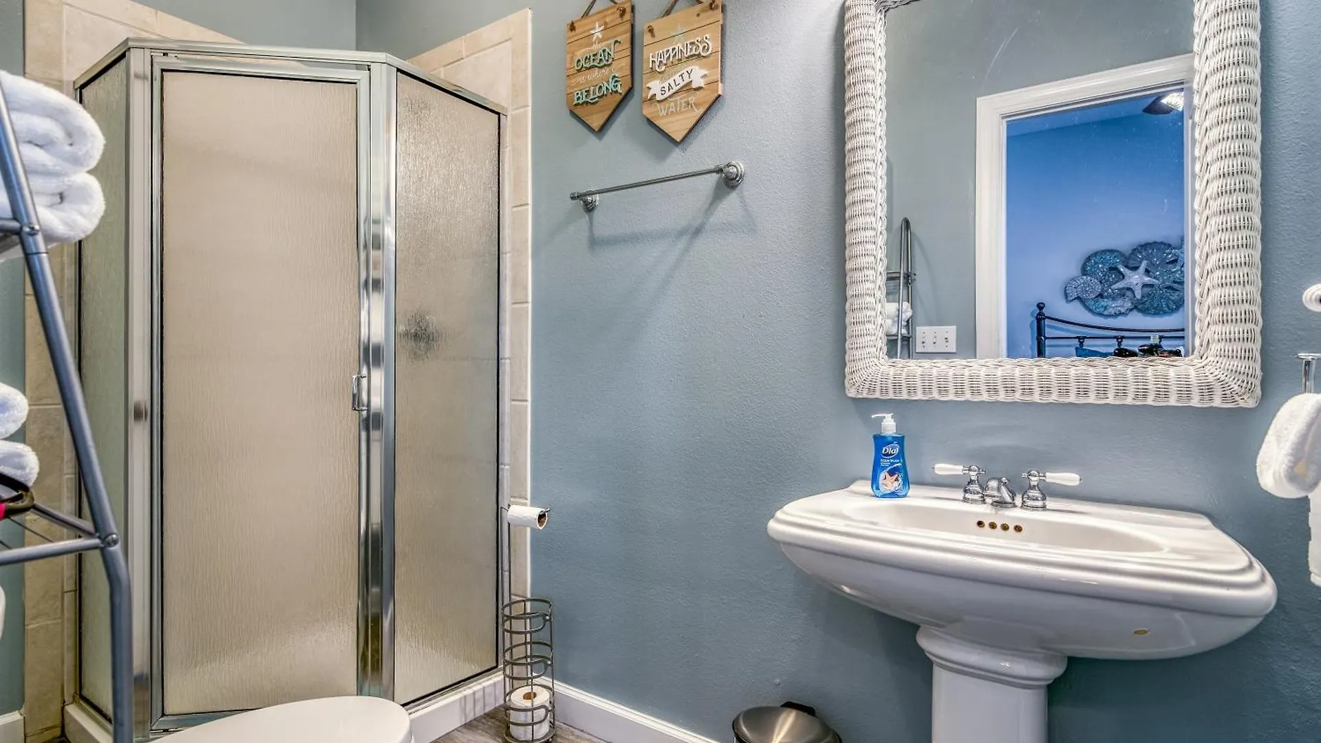 Doctor's Orders 2 Short Walk To Private Deeded Sleeps 14 Holiday home Destin