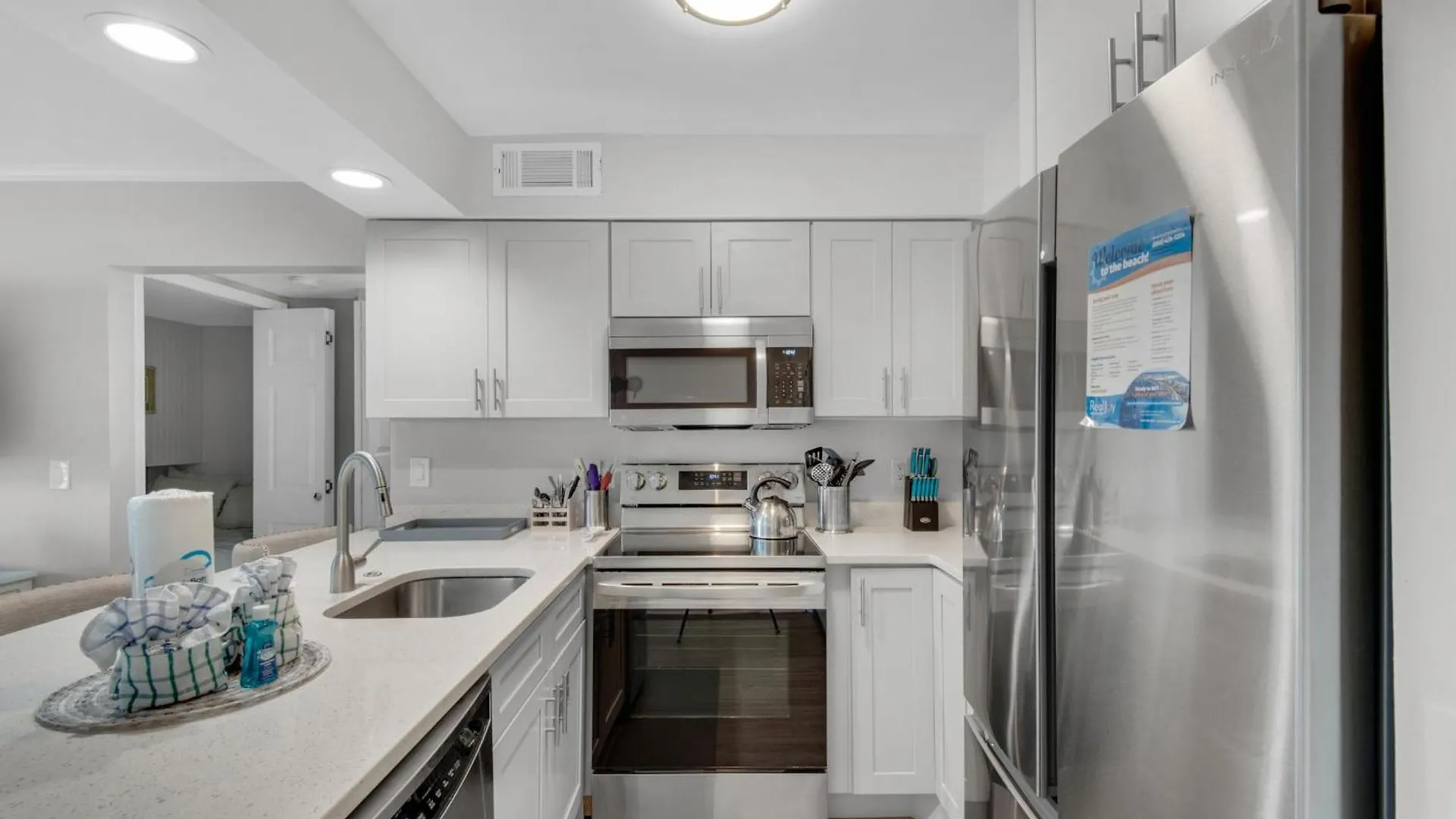 Lakeview #6- Emerald Searenity Holiday home