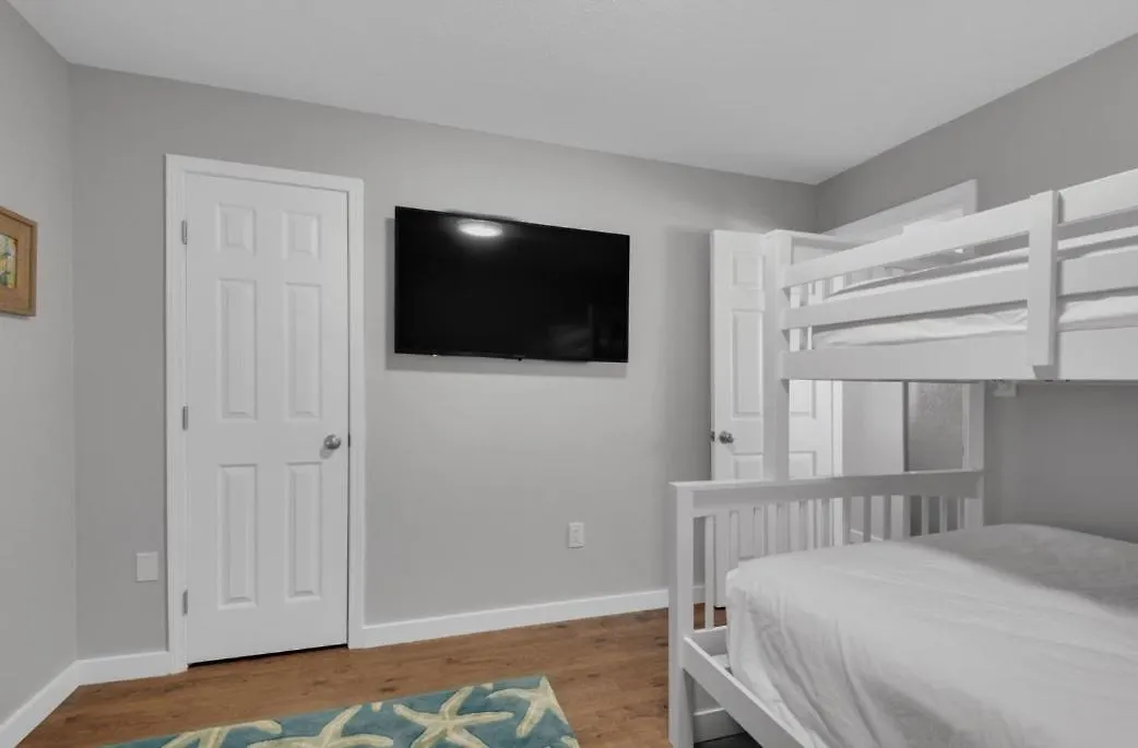 Holiday home Remodeled 3 Bedroom - In The Heart Of Destin! *