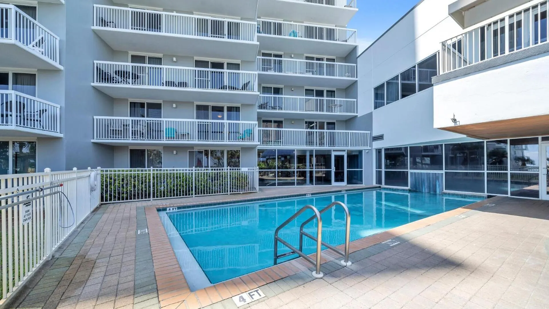 Aparthotel Pelican Beach Unit 1109 *