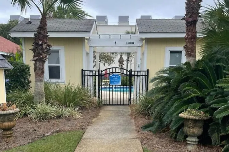 Shore To Please Holiday home Destin