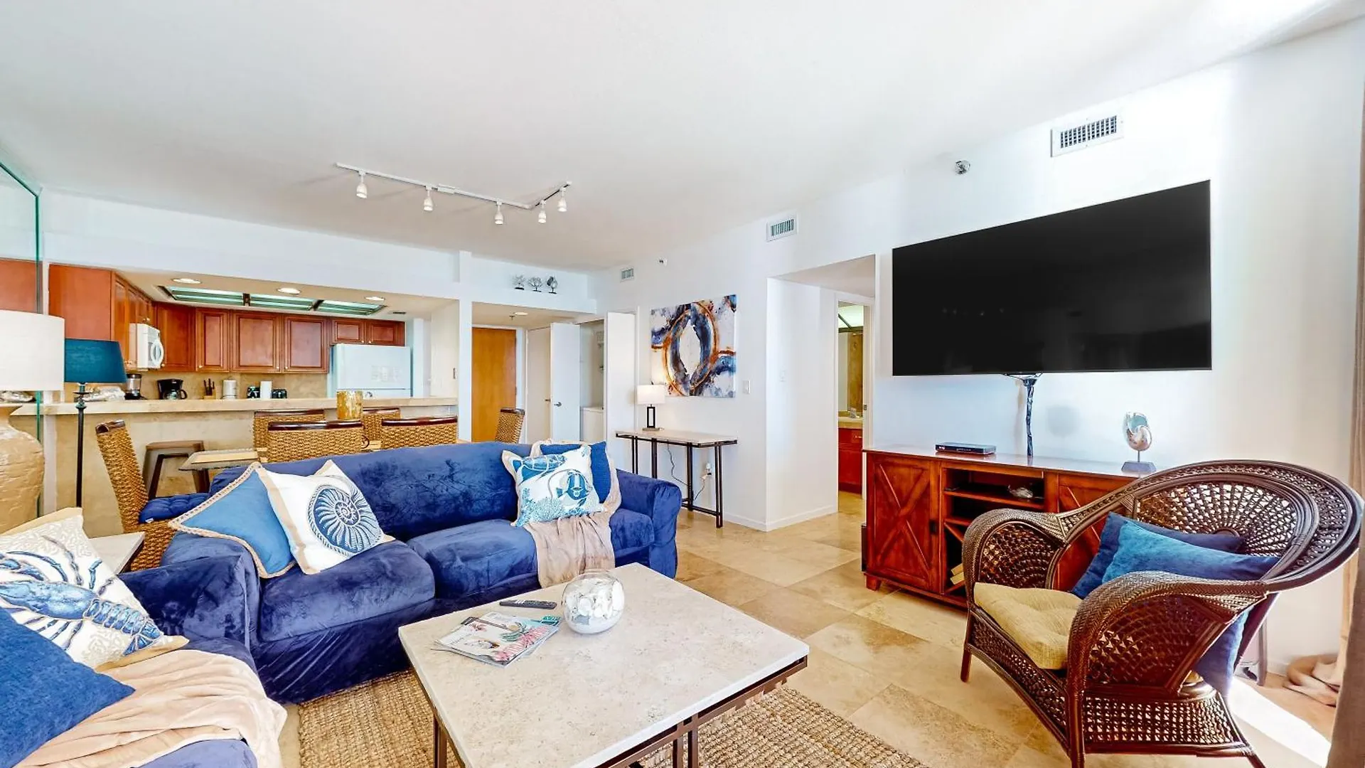 East Pass Towers 302 Apartment