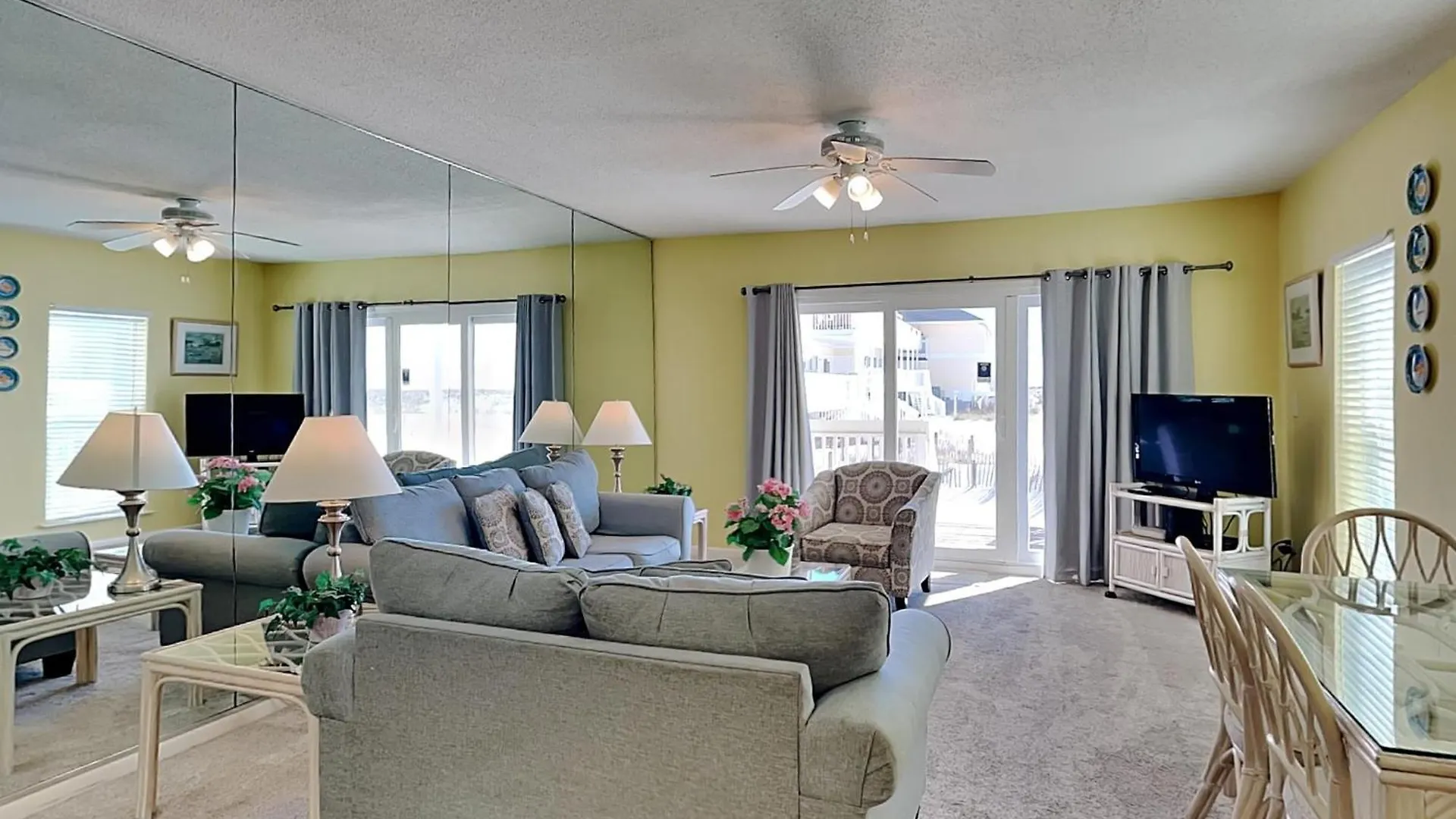 Sandpiper Cove #1121 * Destin