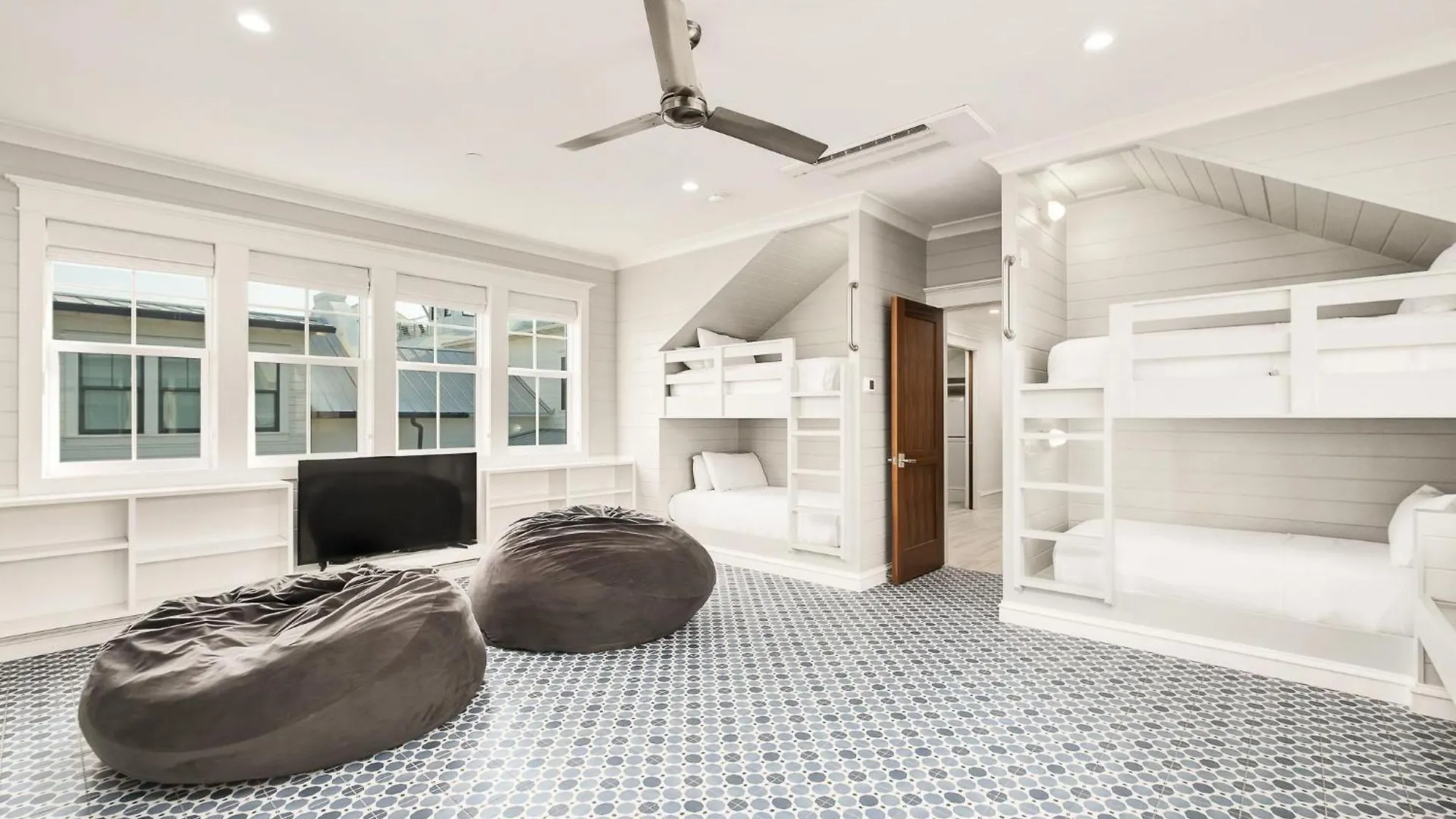 Semesterbostad Oasis At Park Row *