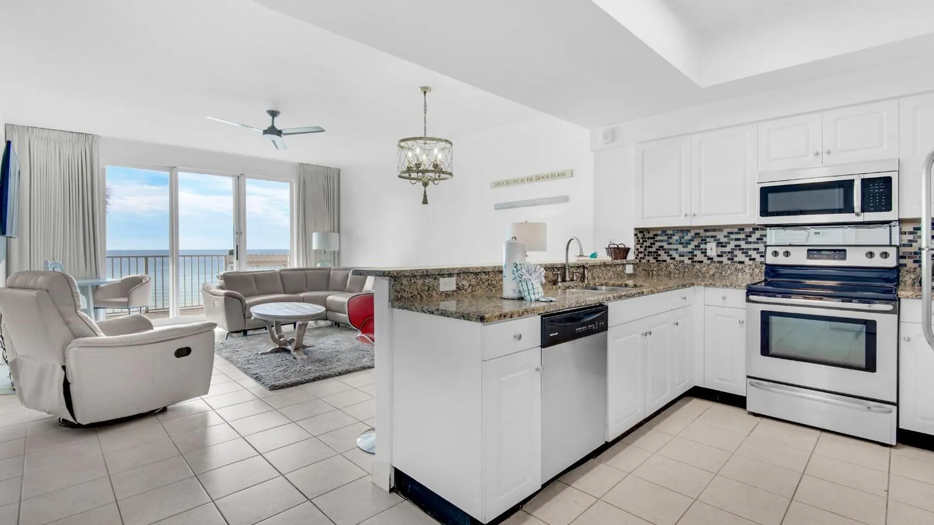Majestic Sun 302a Holiday home *