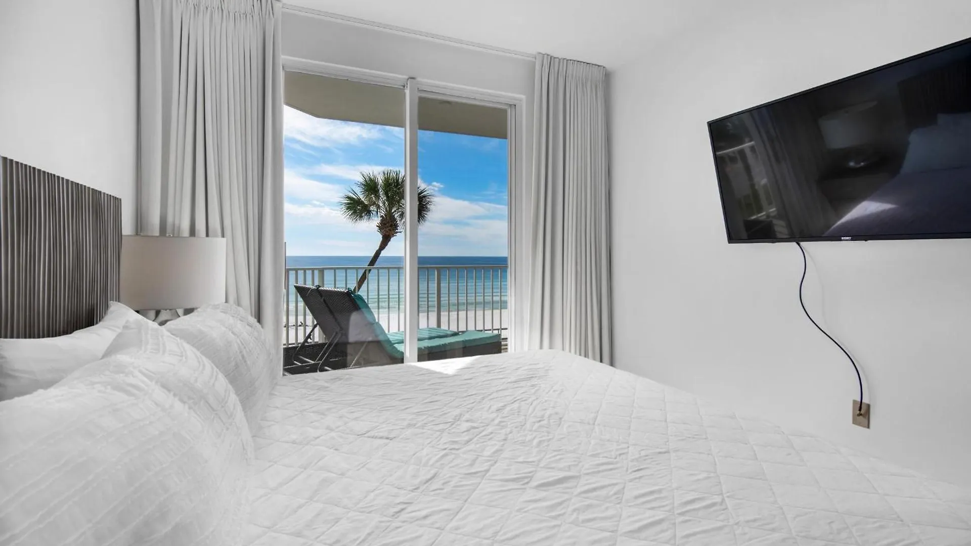 Majestic Sun 302a Holiday home *