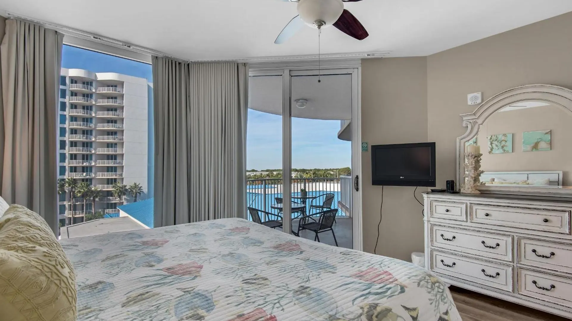 Apartment Palms #1503 Jr. 2br