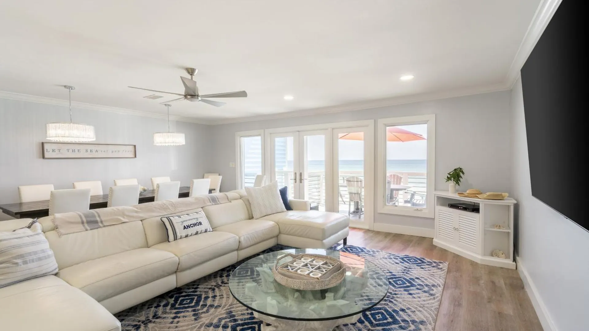 Backyard By Avantstay Oceanfront Paradise