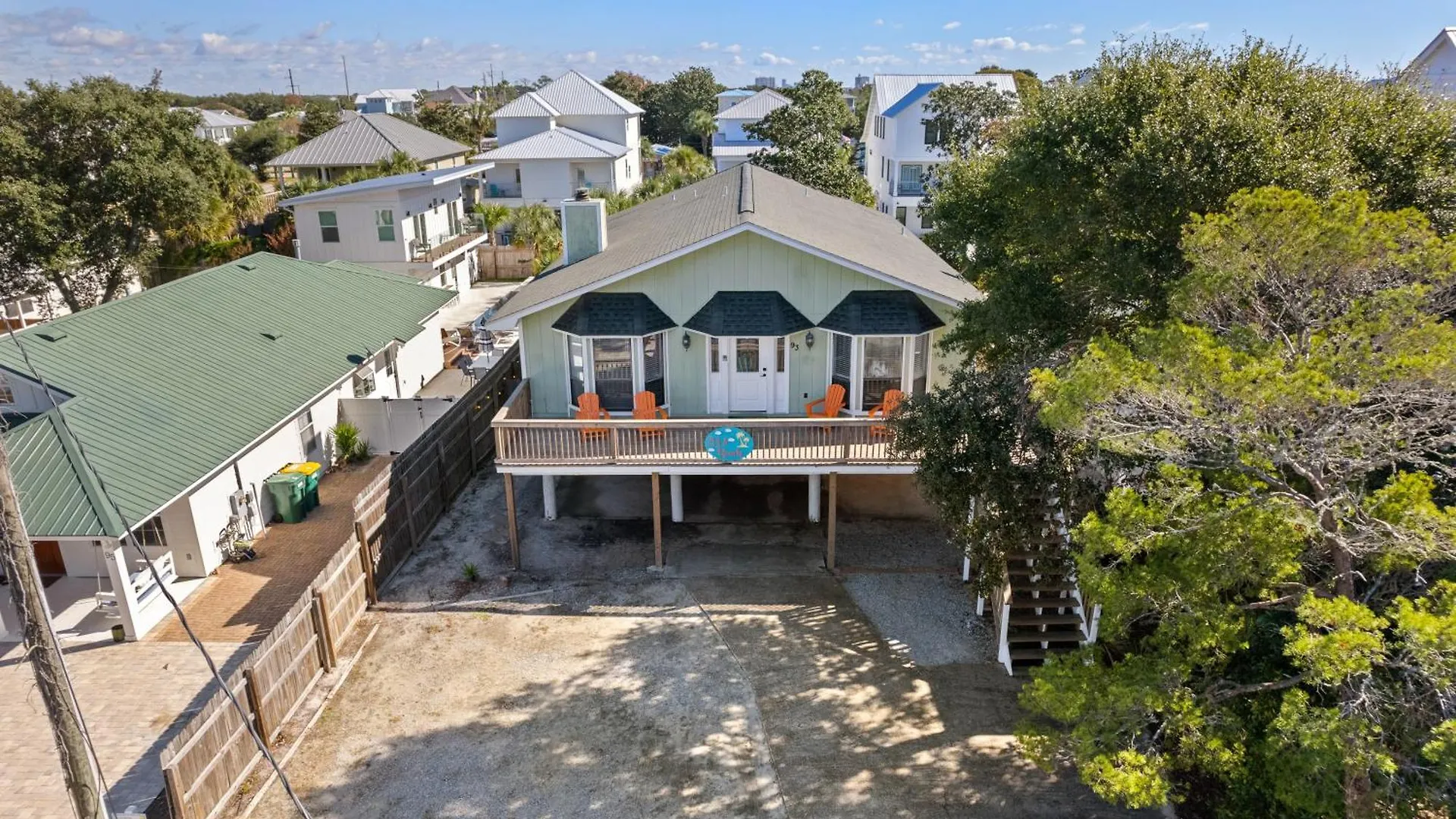 Zula Retreat: Pet-friendly Oasis With Pool, Steps From Shore