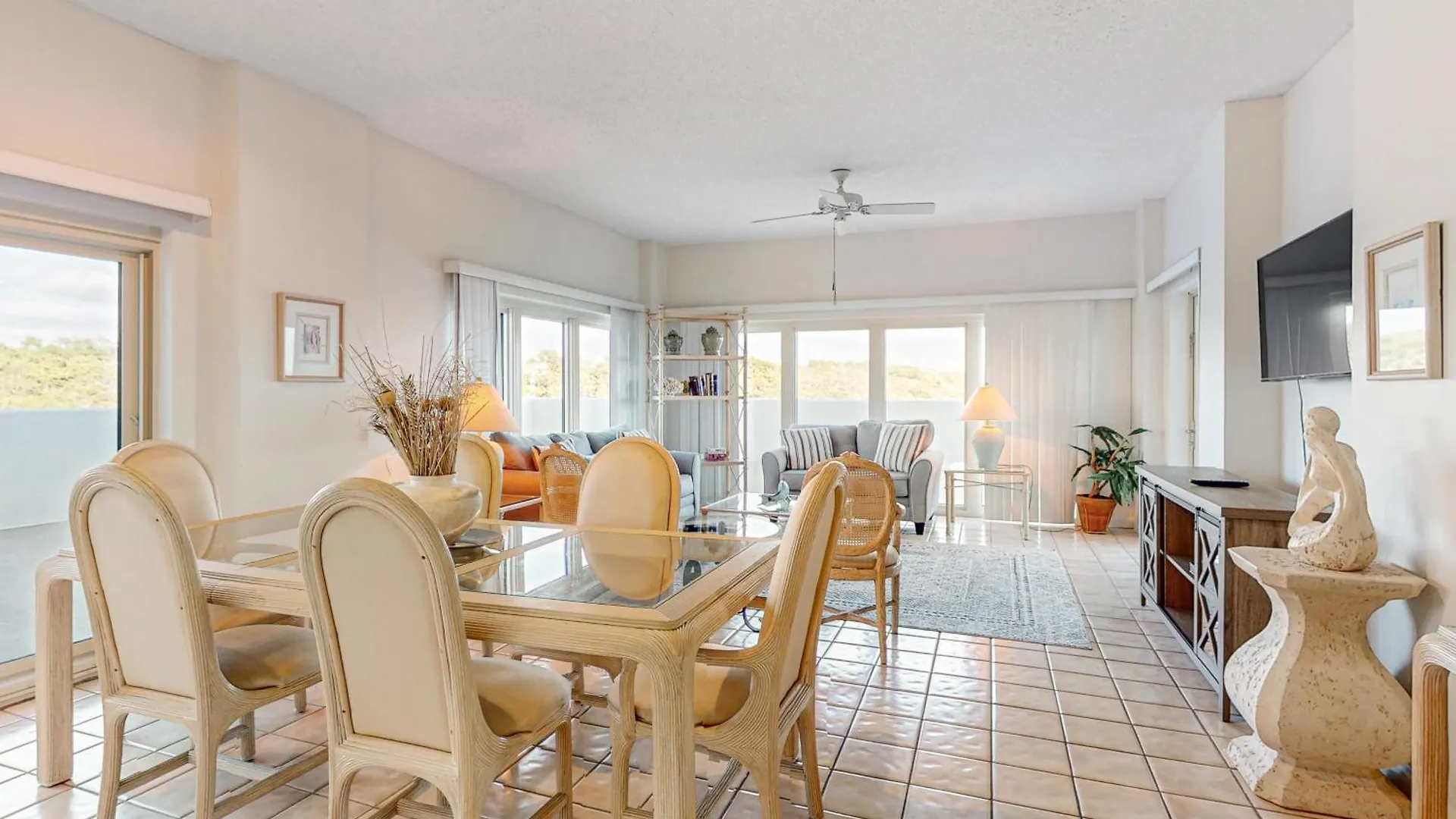 Tops'l Manor 401 Apartment *