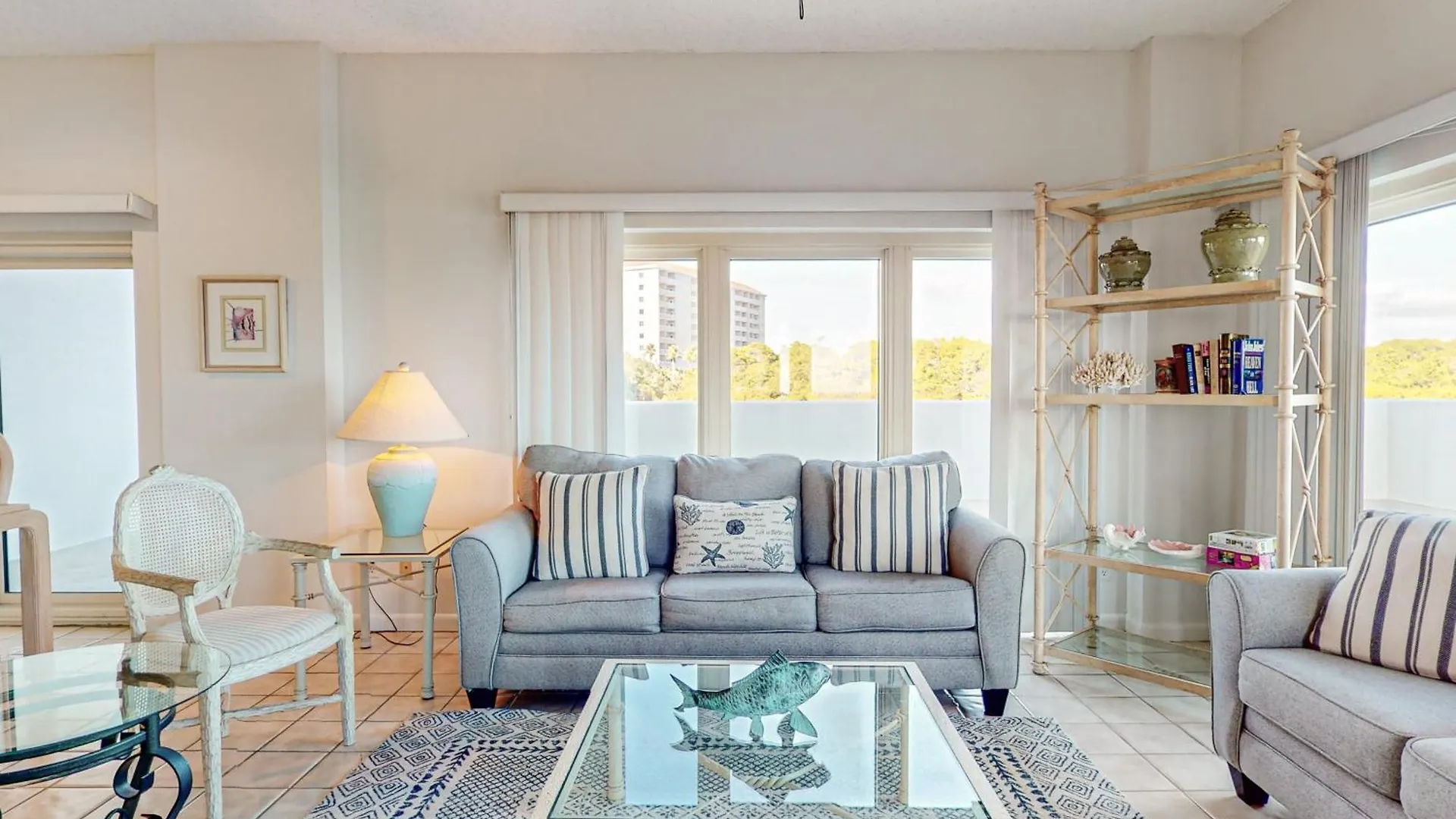 Apartment Tops'l Manor 401