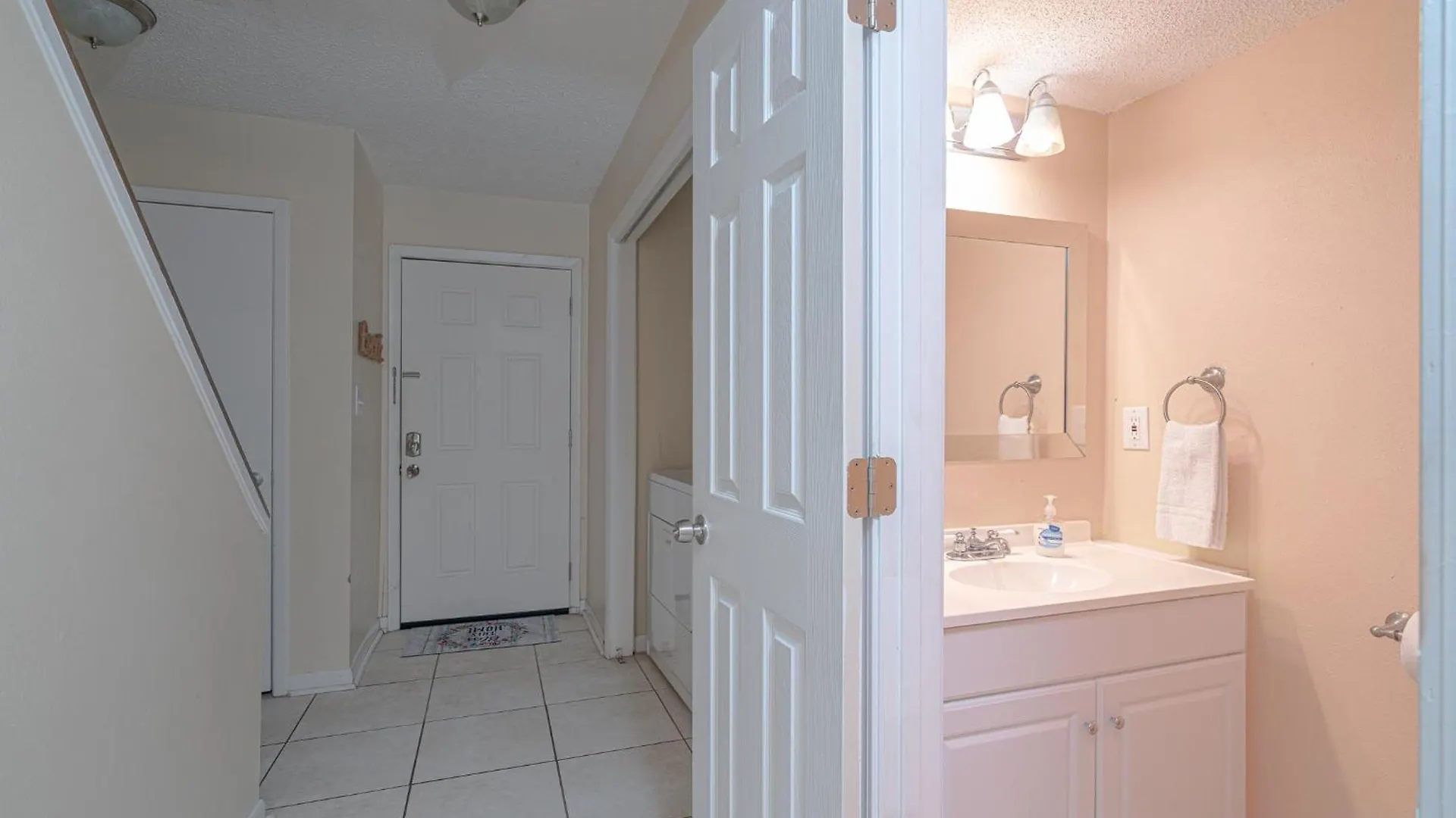Сasa de vacaciones South Bay By The Gulf- Private Access, Community Pool, Foosball Destin